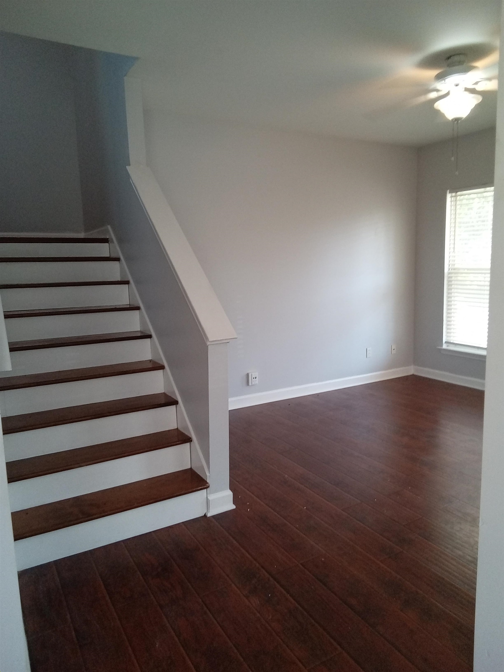158 Keel Ave Property Photo 3