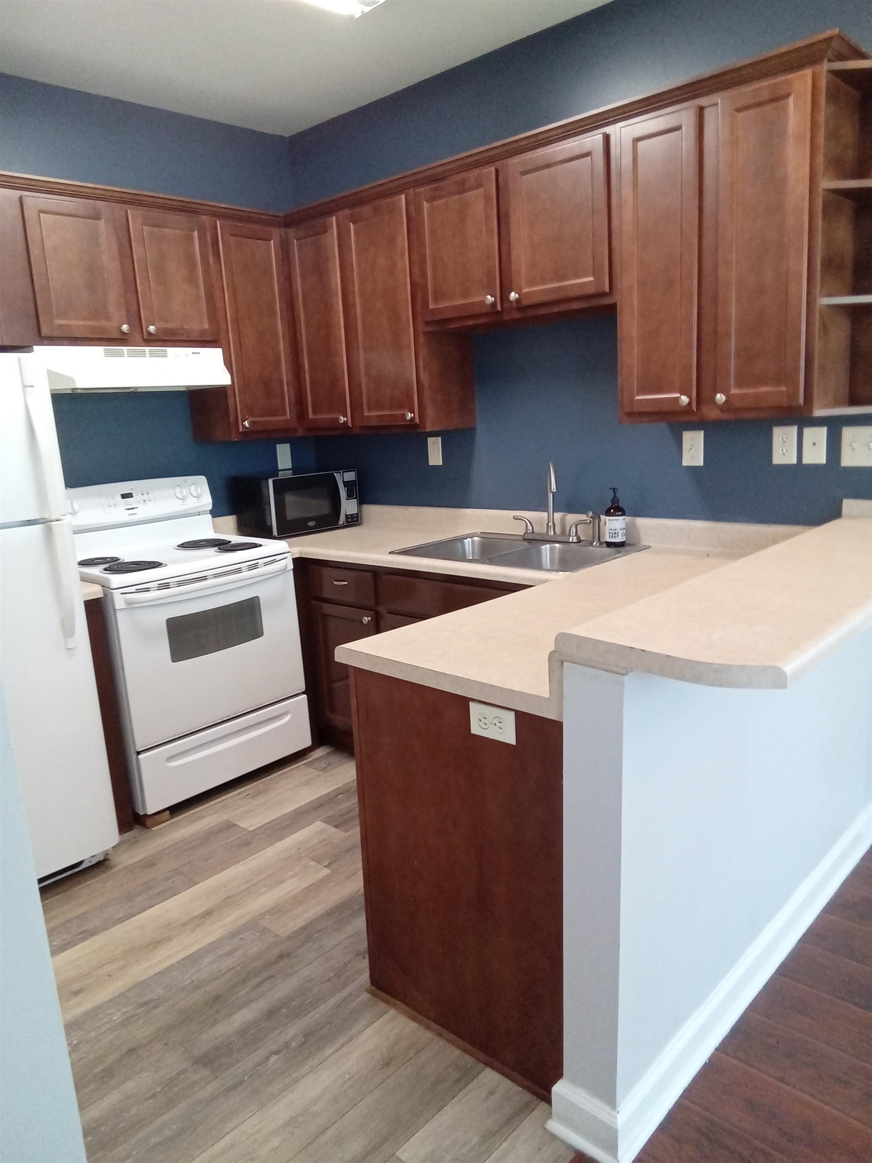 158 Keel Ave Property Photo 8