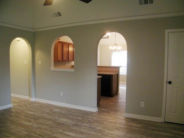 10139 Cross Valley Dr Property Photo 5