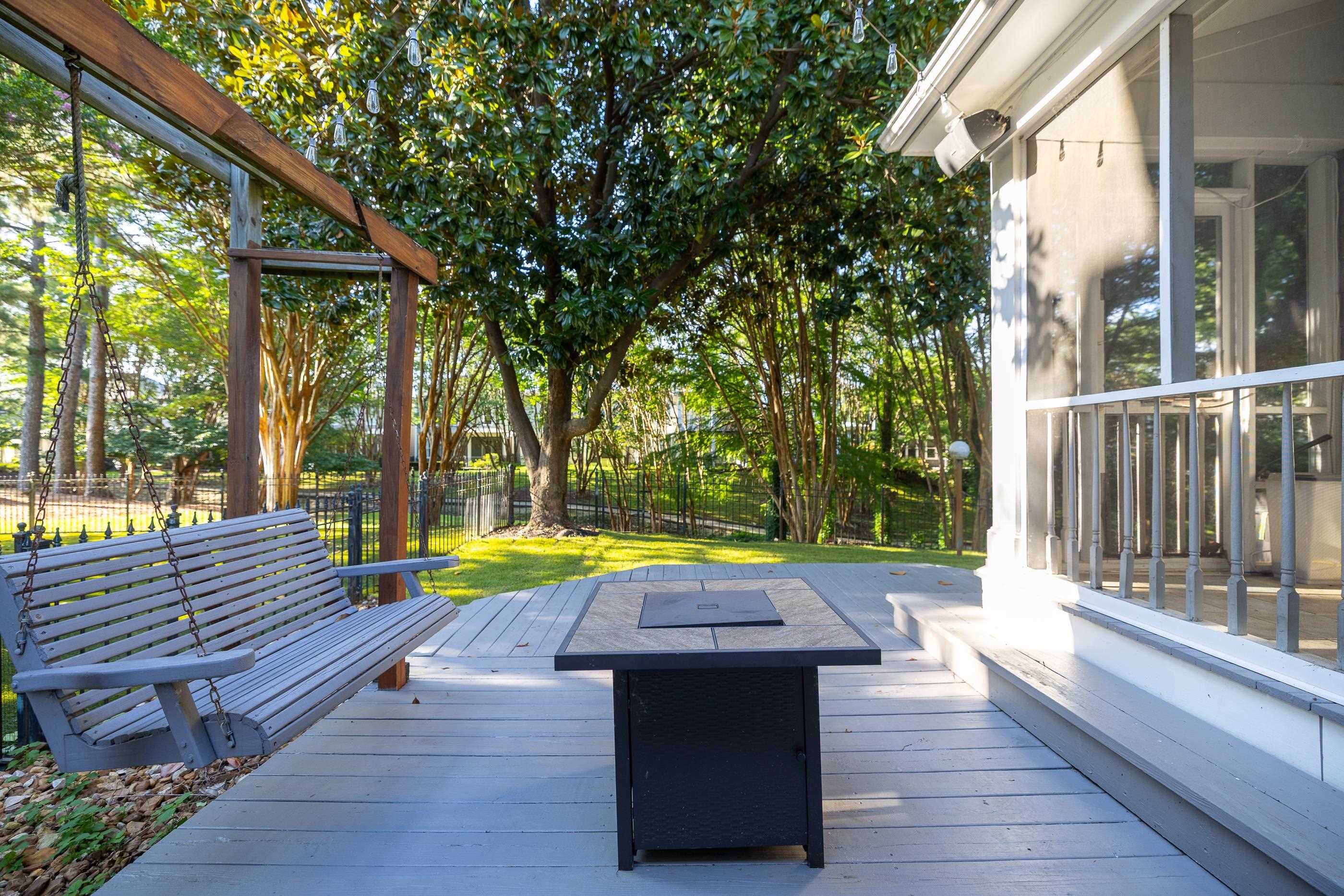 156 Harbor Isle Cir N Property Photo 33