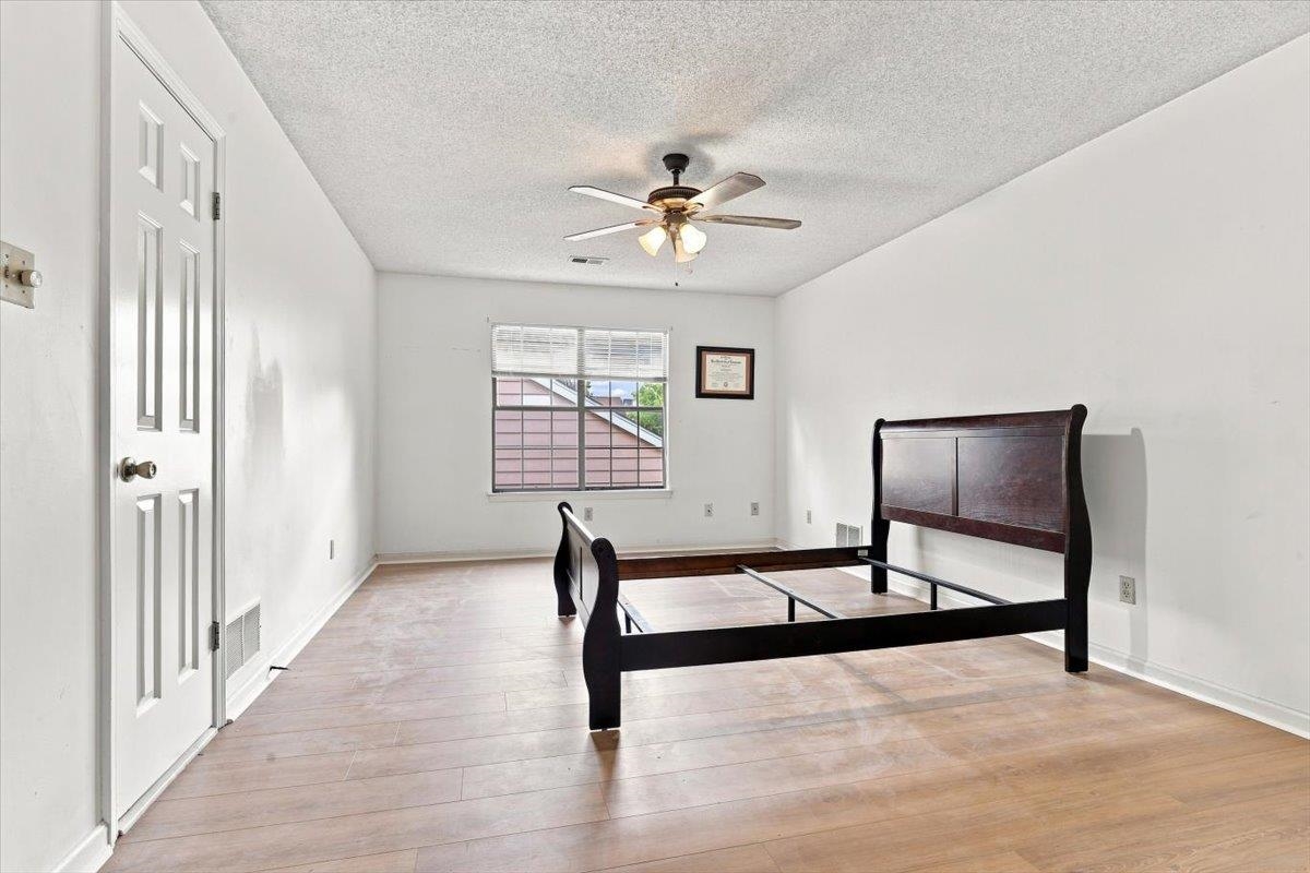 1642 Red Barn Dr Property Photo 19