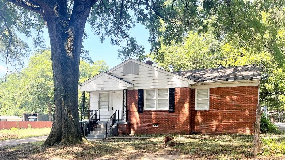 1547 Prescott Rd Property Photo 1