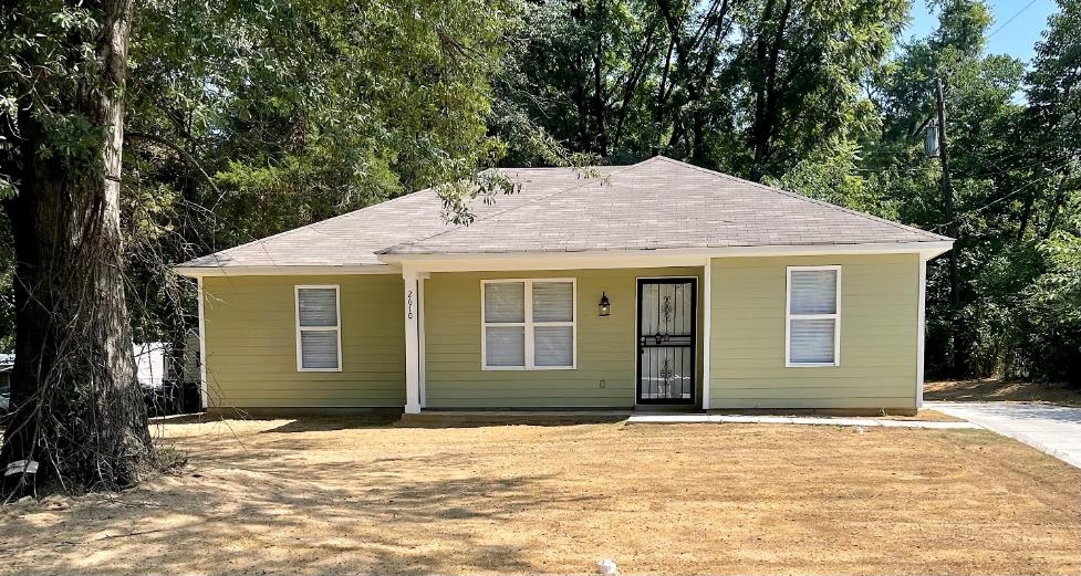 2610 MAVERICK AVE Property Photo 1