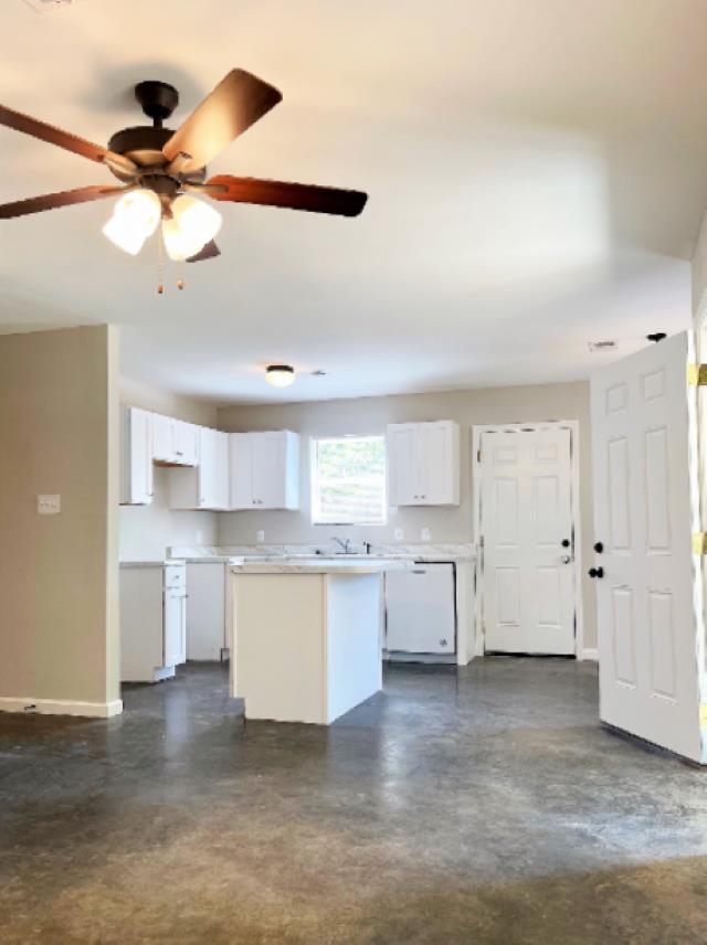2610 Maverick Ave Property Photo 5