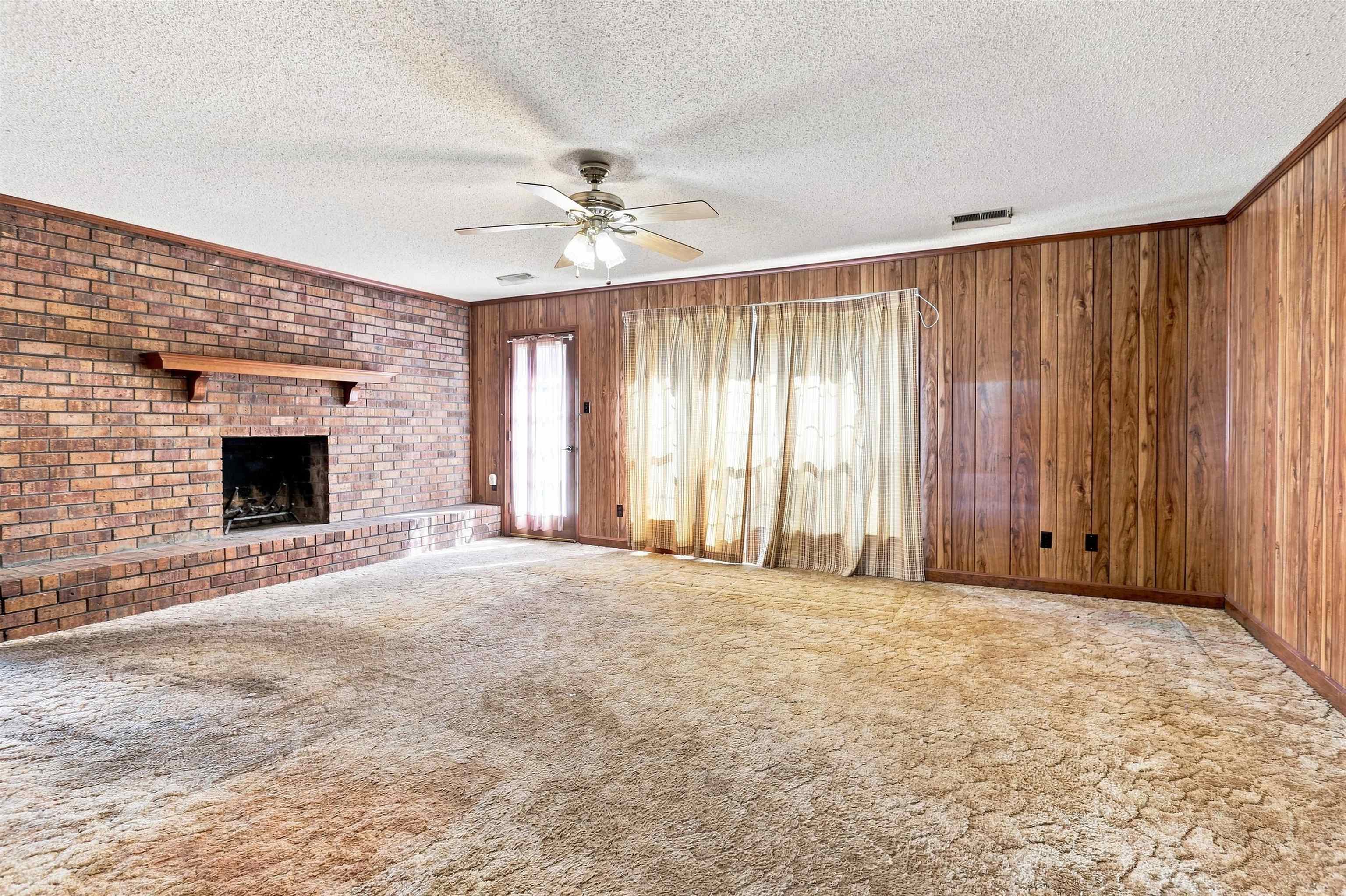2948 Sandy Creek Dr Property Photo 5