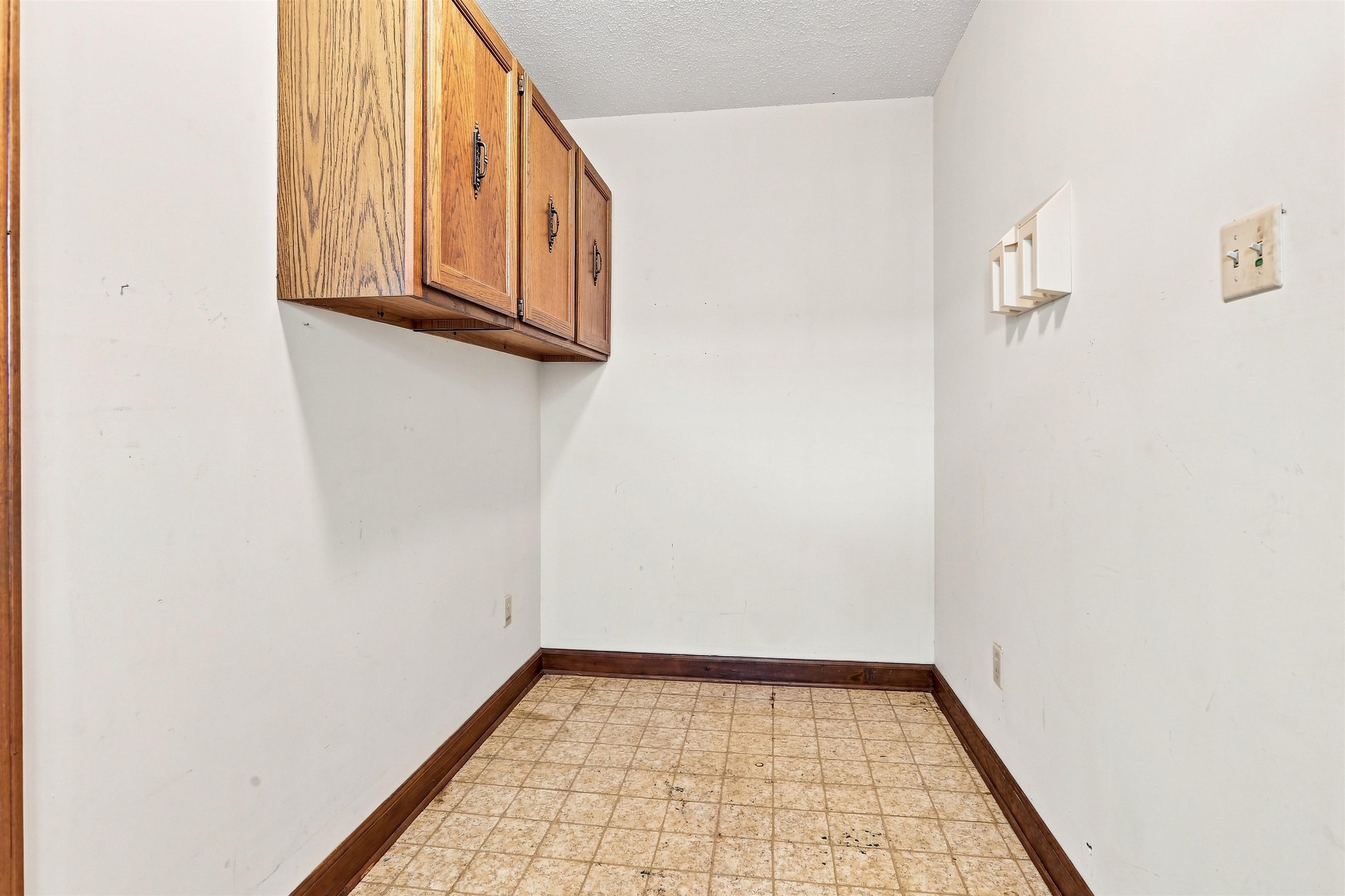 2948 Sandy Creek Dr Property Photo 11