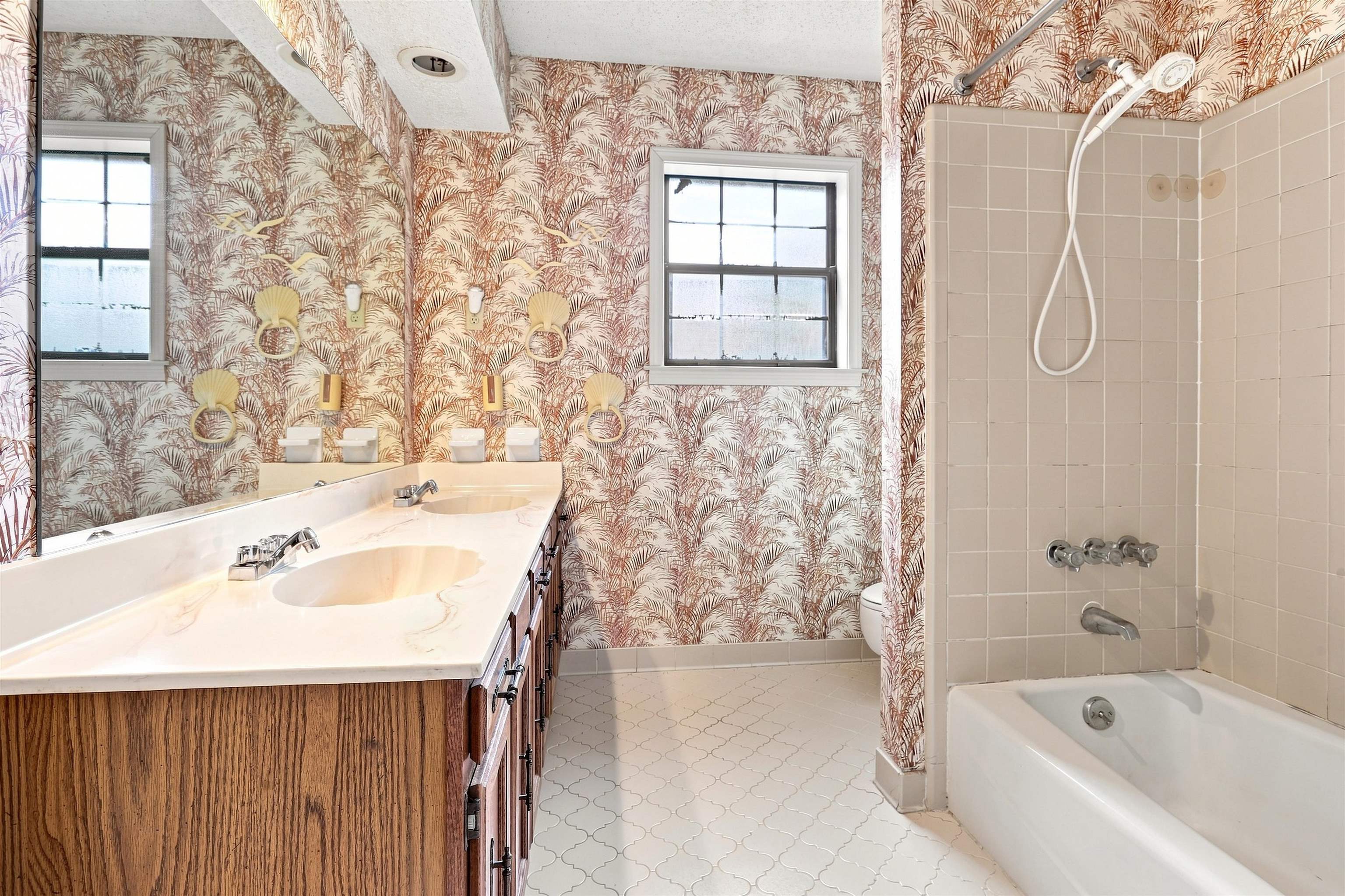 2948 Sandy Creek Dr Property Photo 18