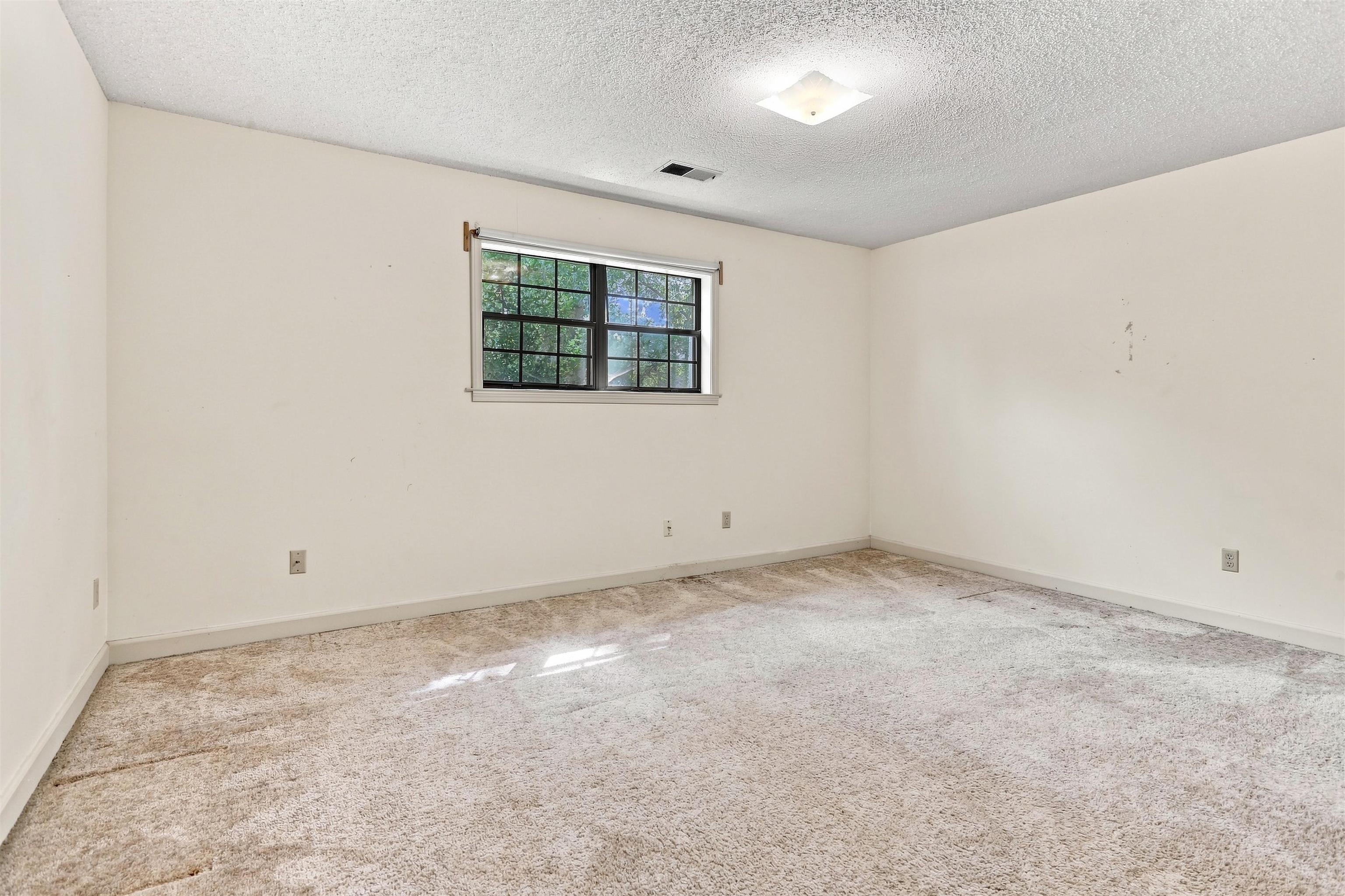 2948 Sandy Creek Dr Property Photo 20