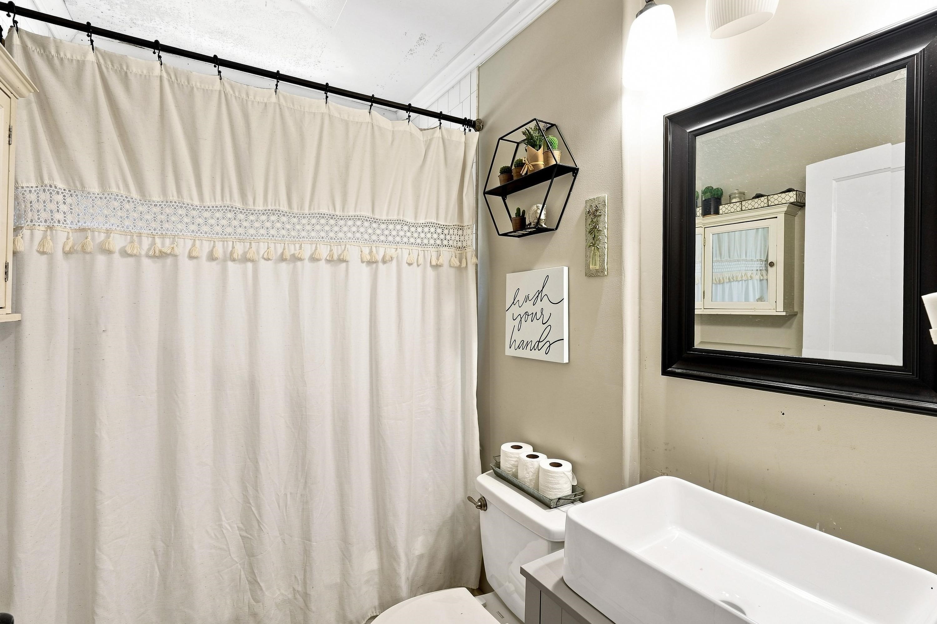 2096 Welton St Property Photo 23