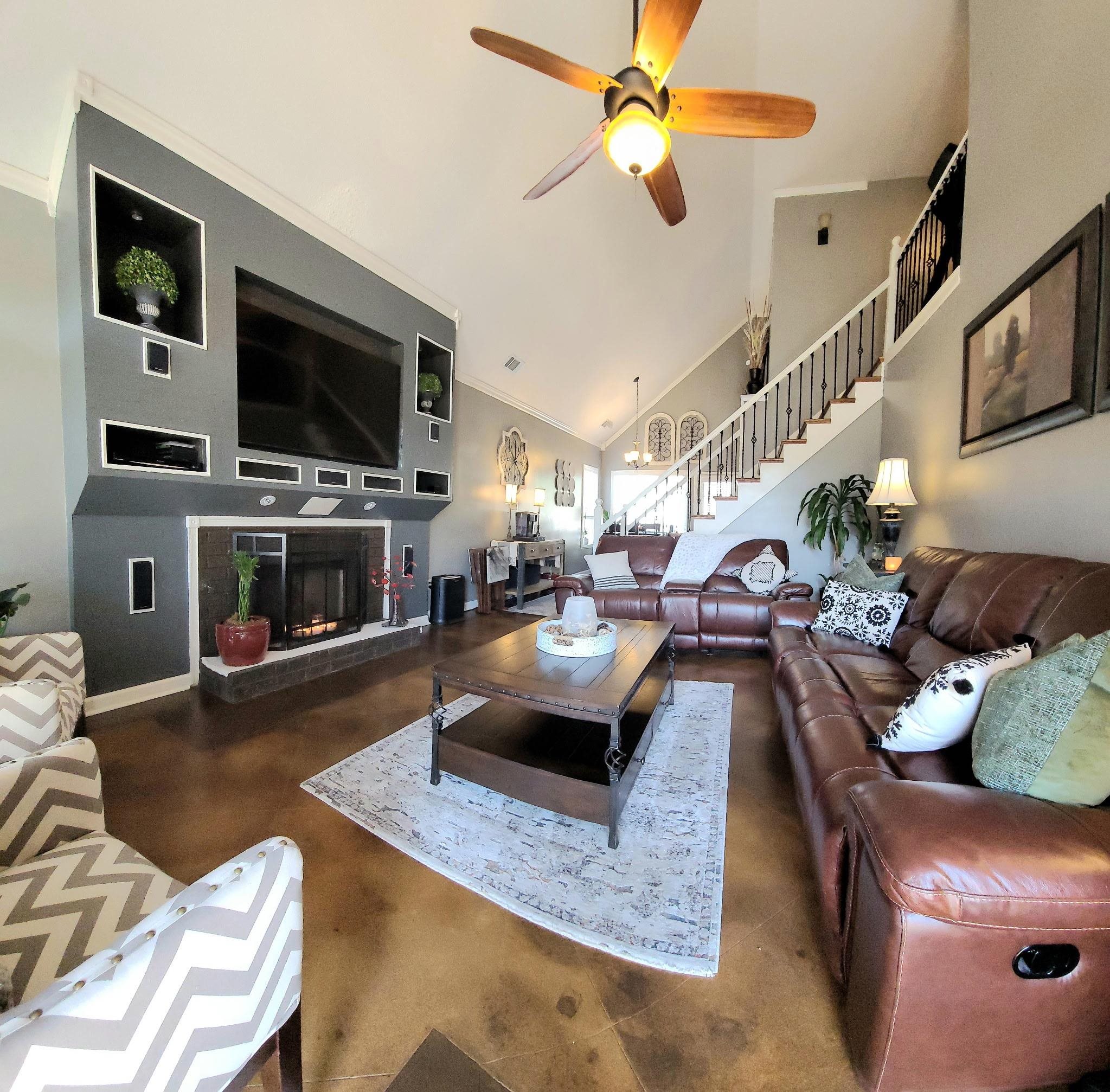 2326 Valley Edge Cv Property Photo 2