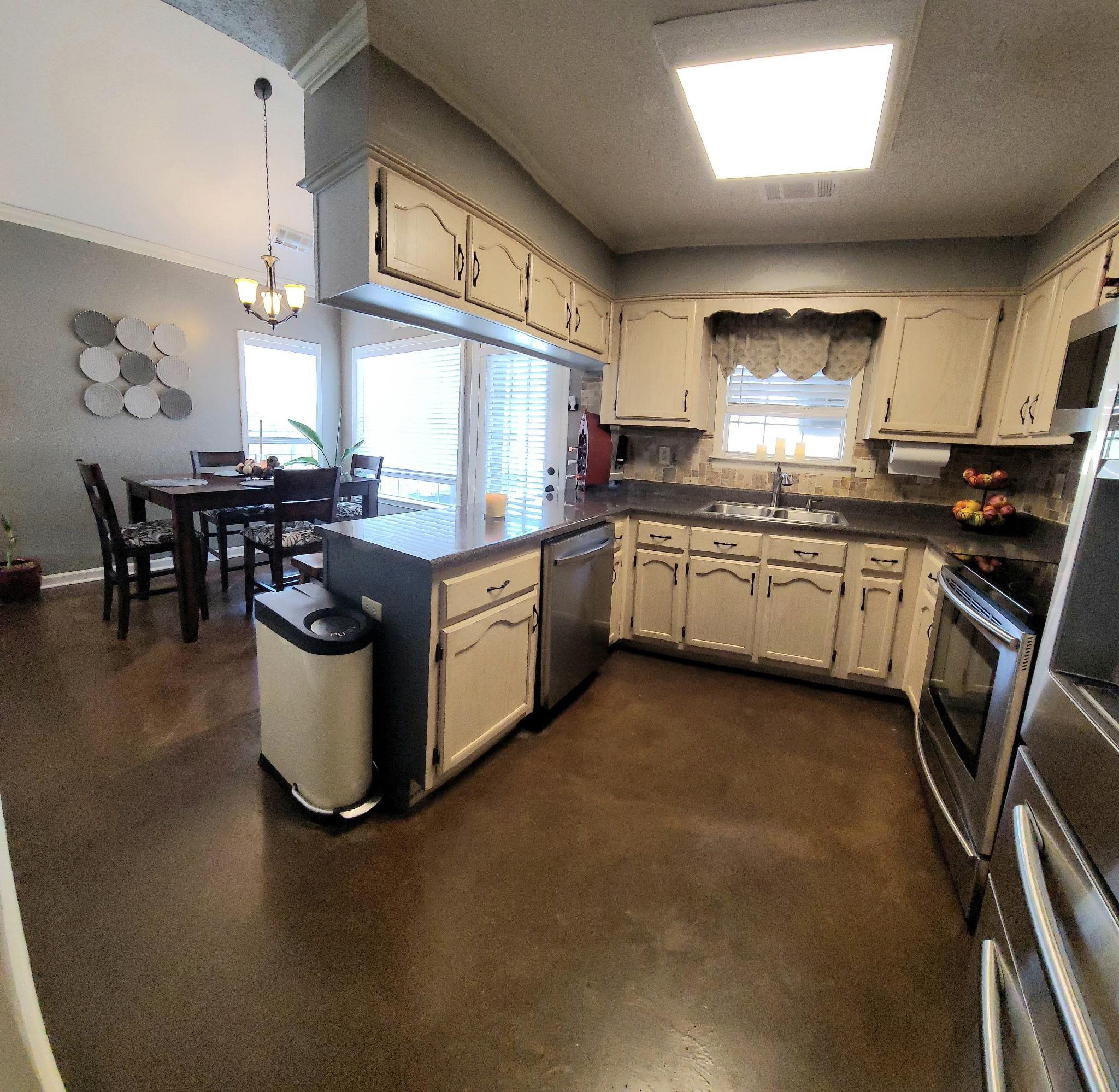 2326 Valley Edge Cv Property Photo 4