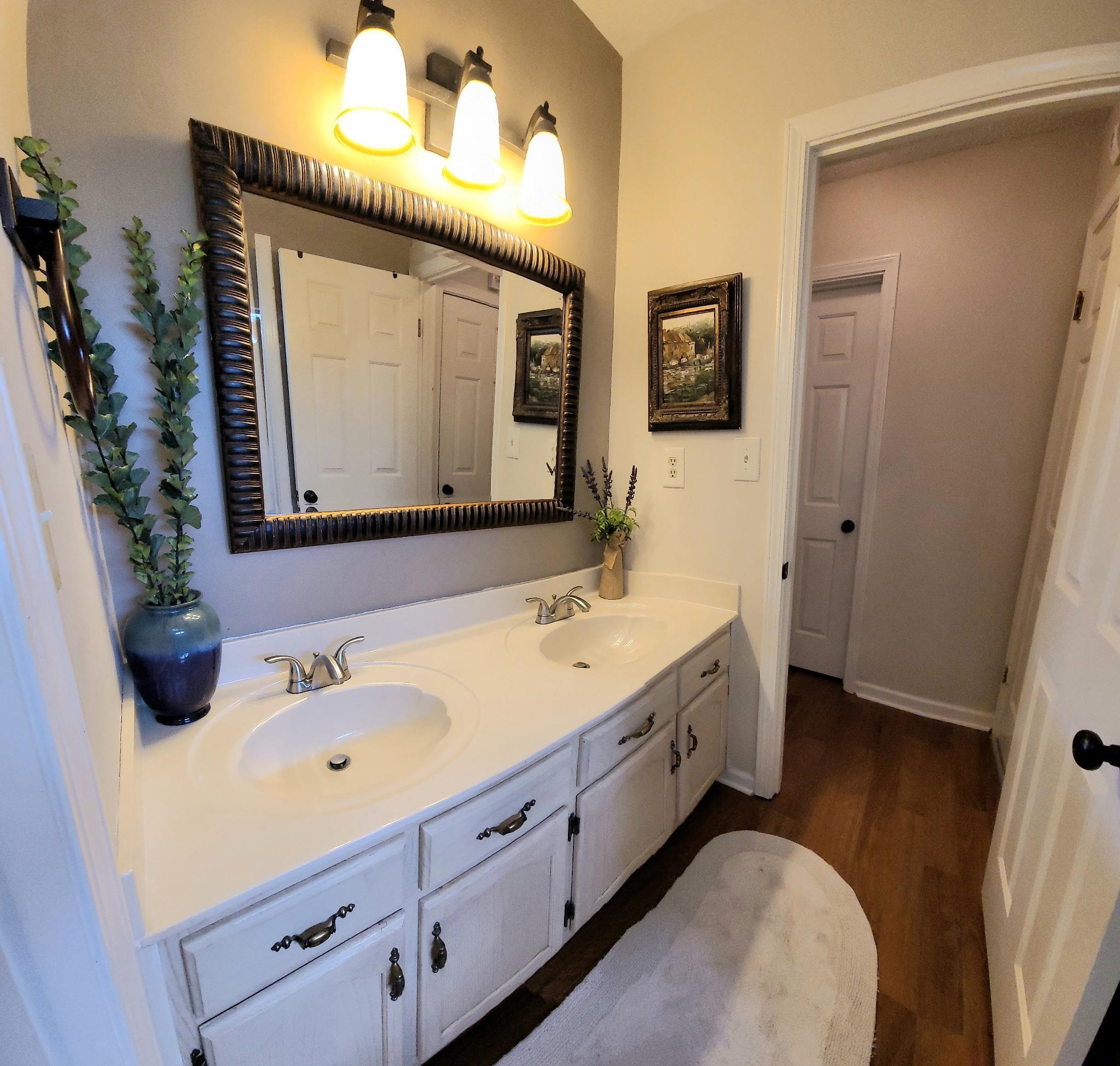 2326 Valley Edge Cv Property Photo 10