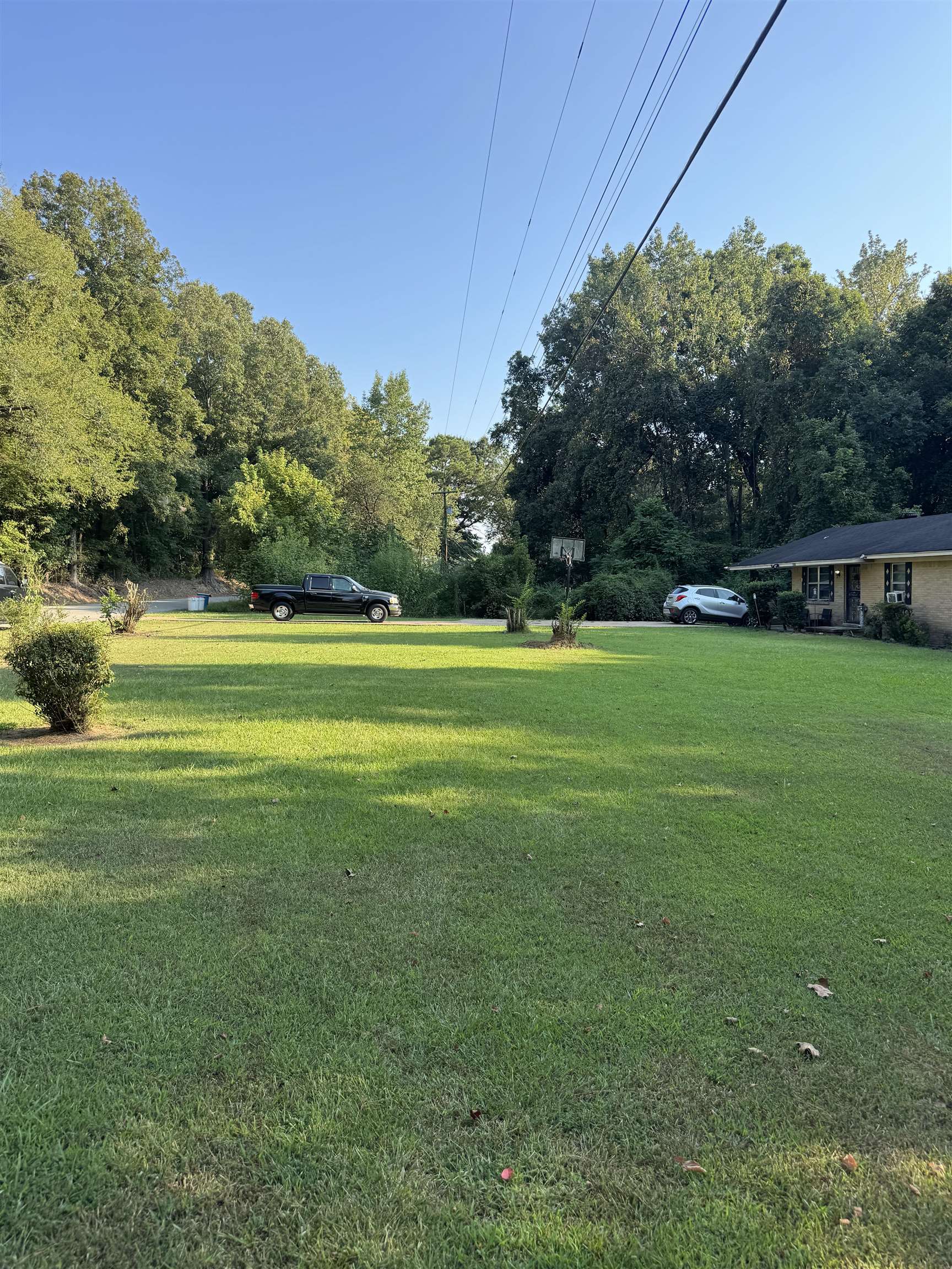 580 Armory Rd Property Photo 4