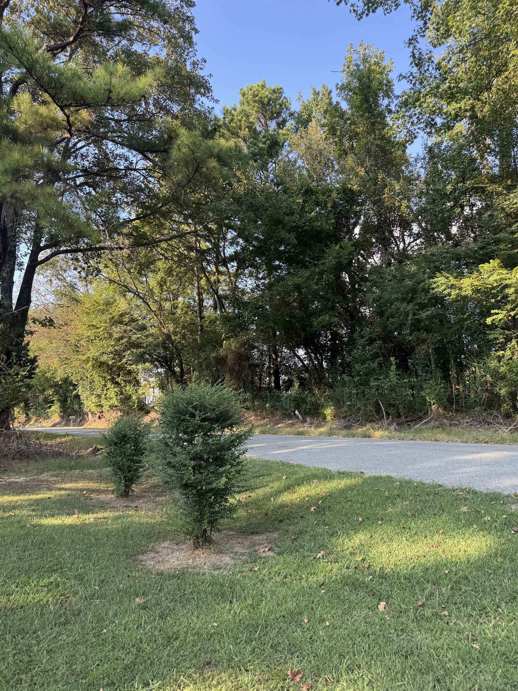 580 Armory Rd Property Photo 9