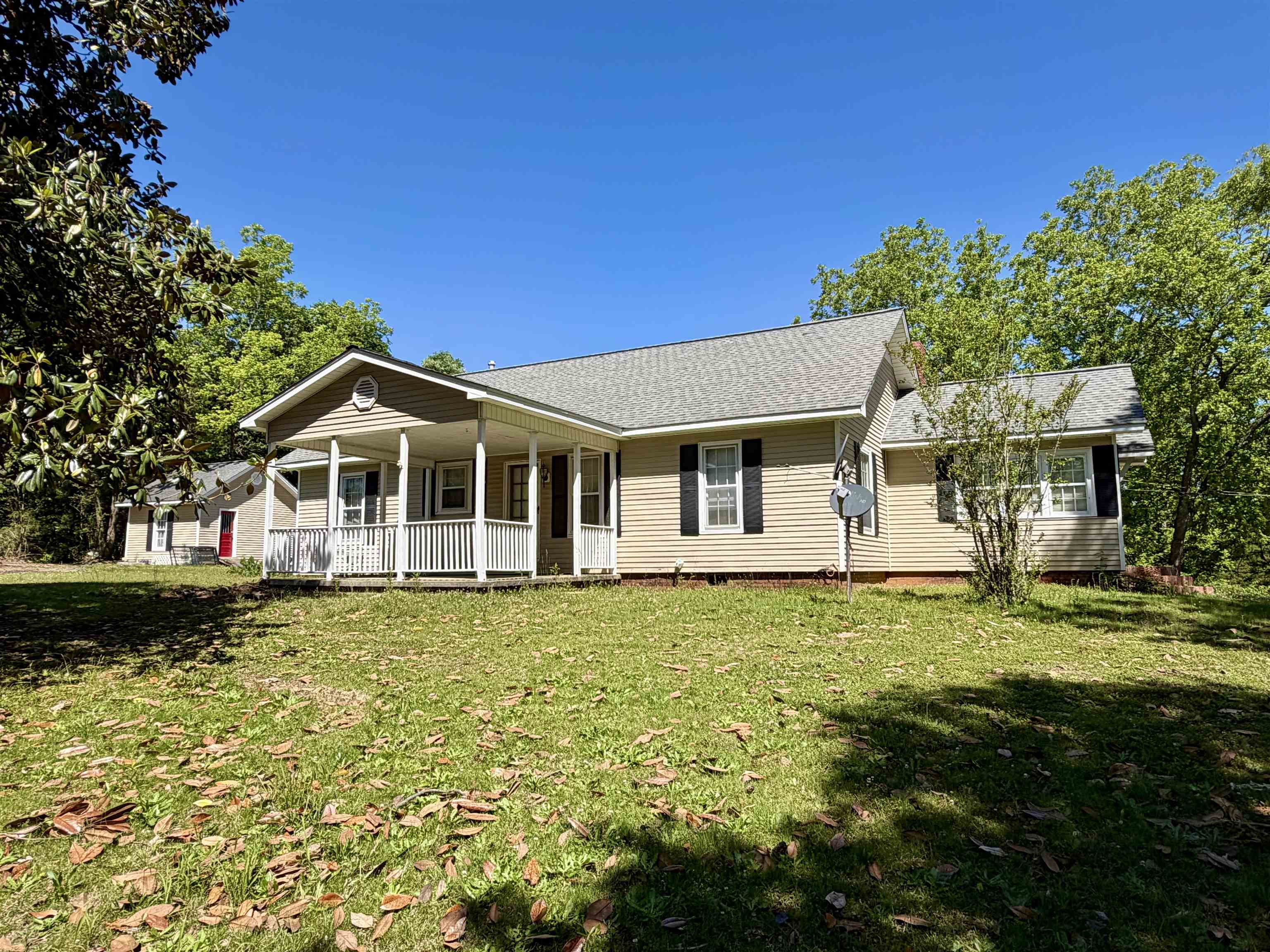 1629 Buena Vista Rd Property Photo 1