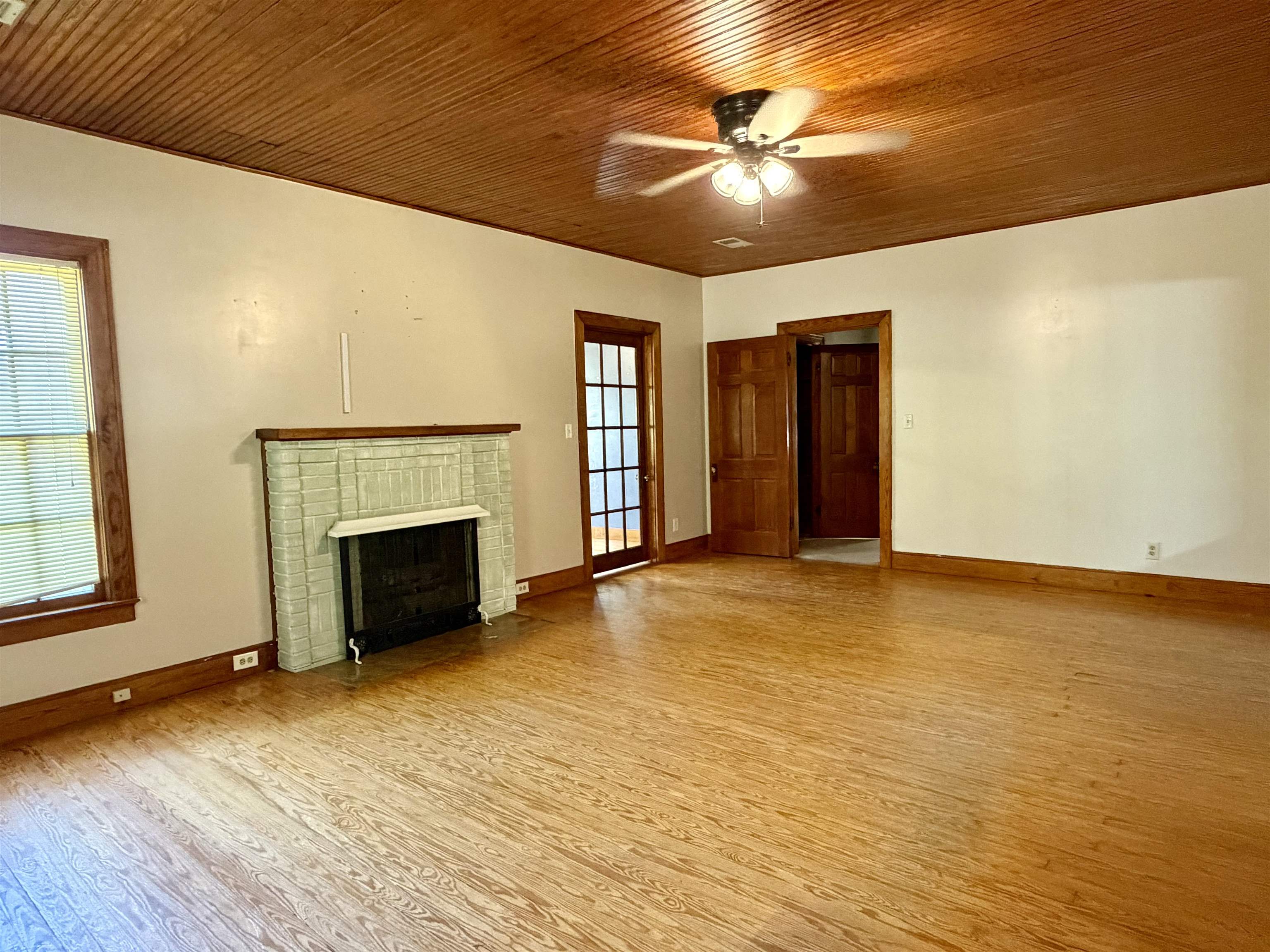 1629 Buena Vista Rd Property Photo 3