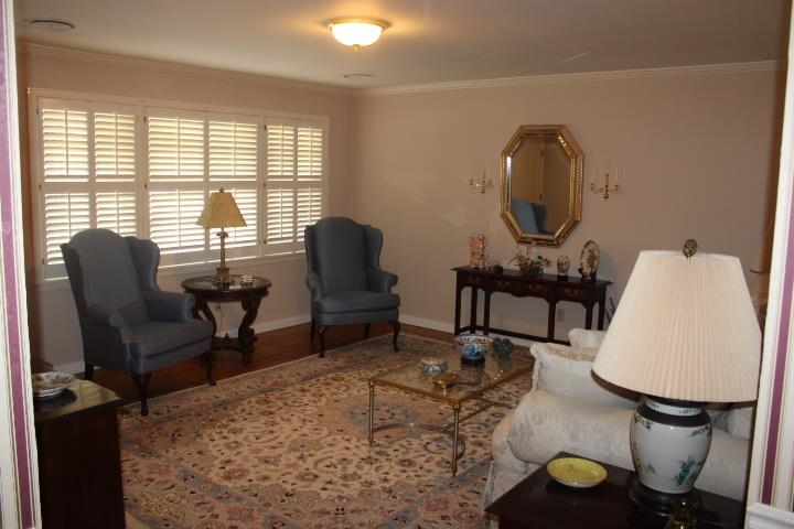 4905 Essexshire Ave Property Photo 12