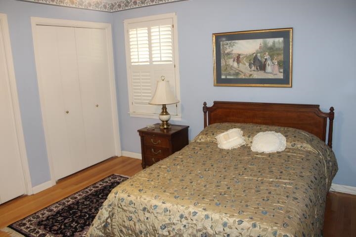 4905 Essexshire Ave Property Photo 22