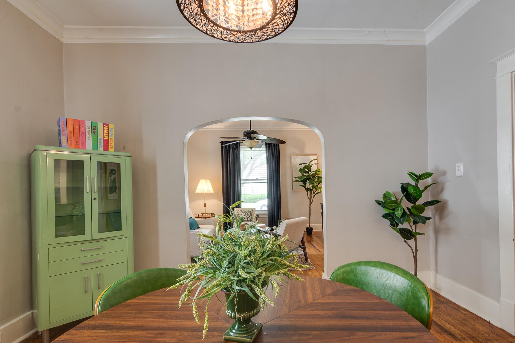 699 New York St Property Photo 10