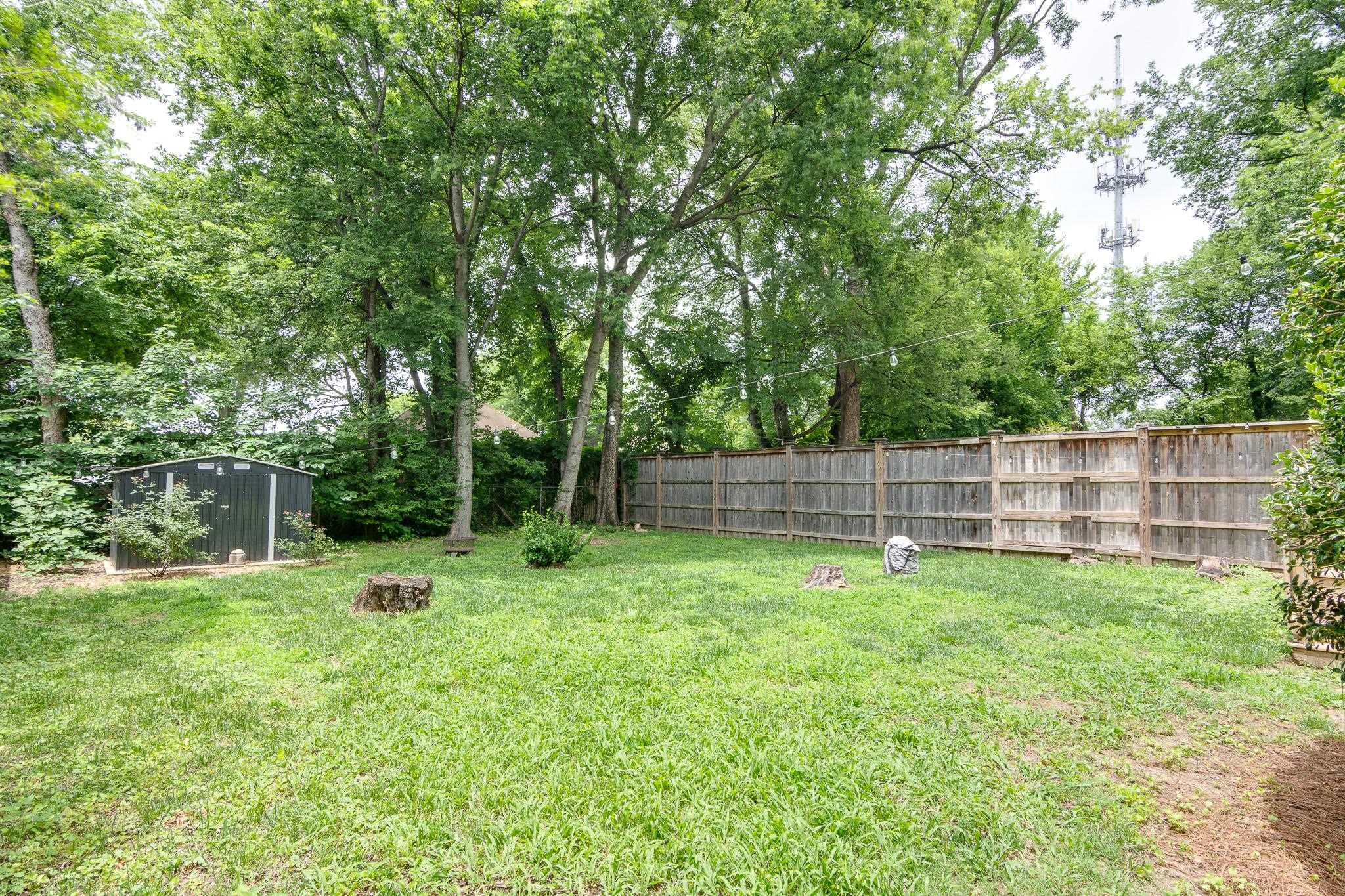 699 New York St Property Photo 23