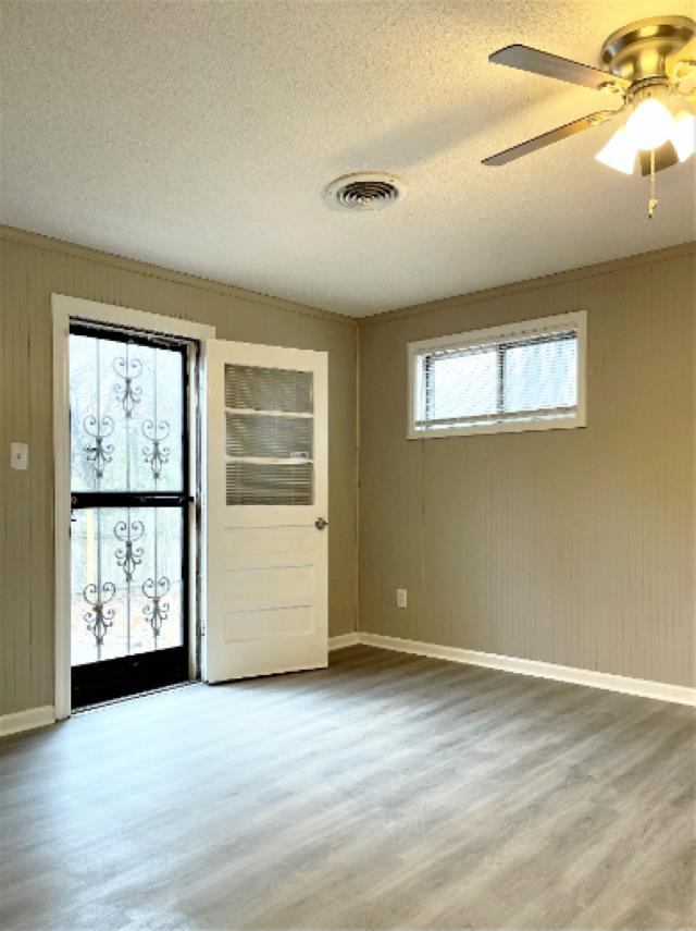 3644 Suzanne Dr Property Photo 21