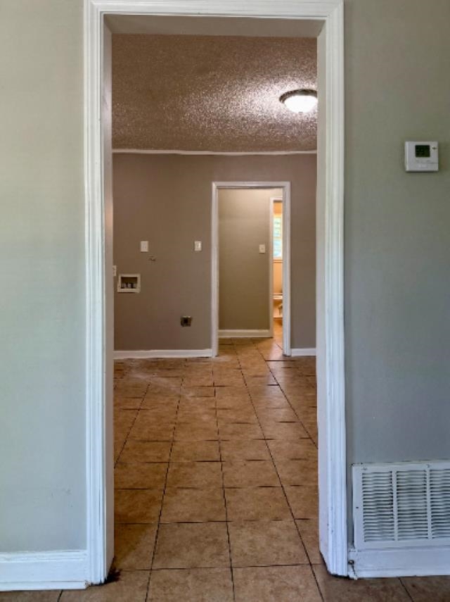 3435 Farmville Ave Property Photo 5