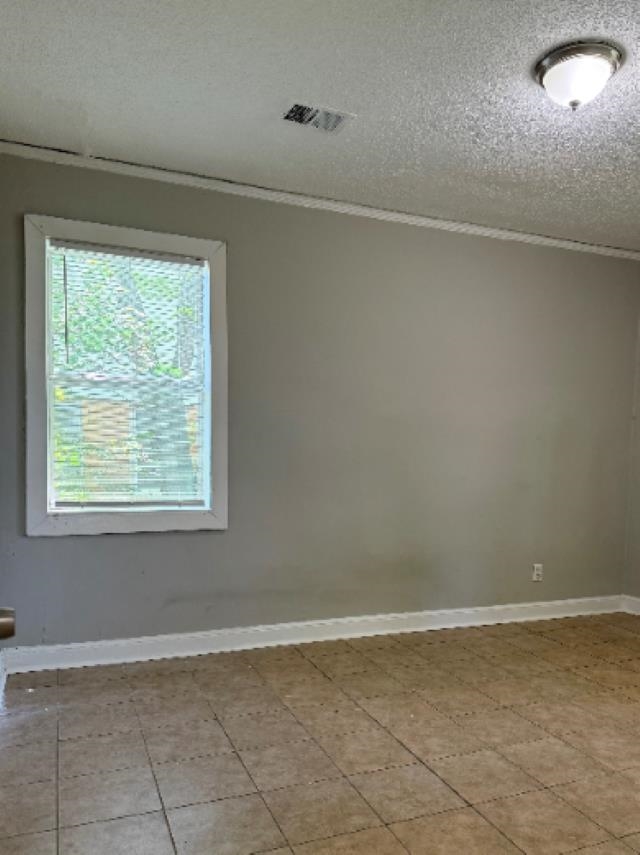 3435 Farmville Ave Property Photo 7