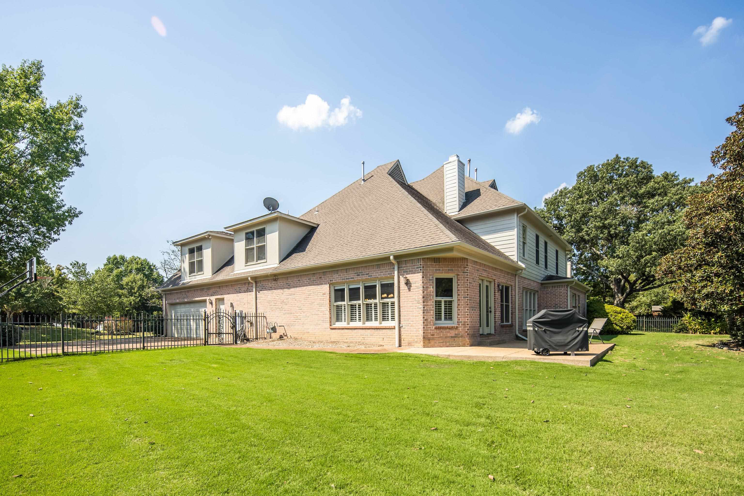 1822 Hartwell Mnr N Property Photo 31