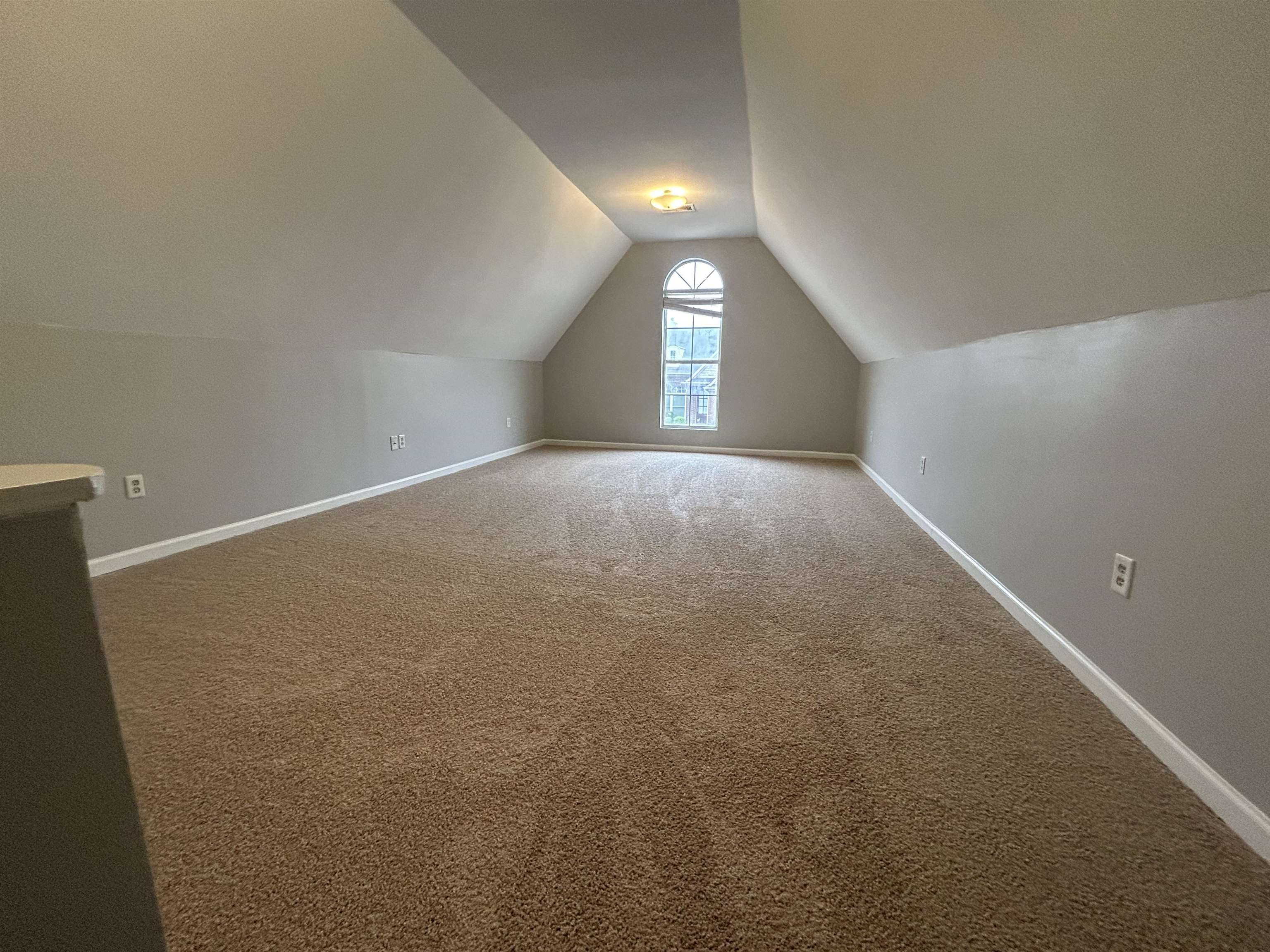 9204 Acadia Pl Property Photo 17