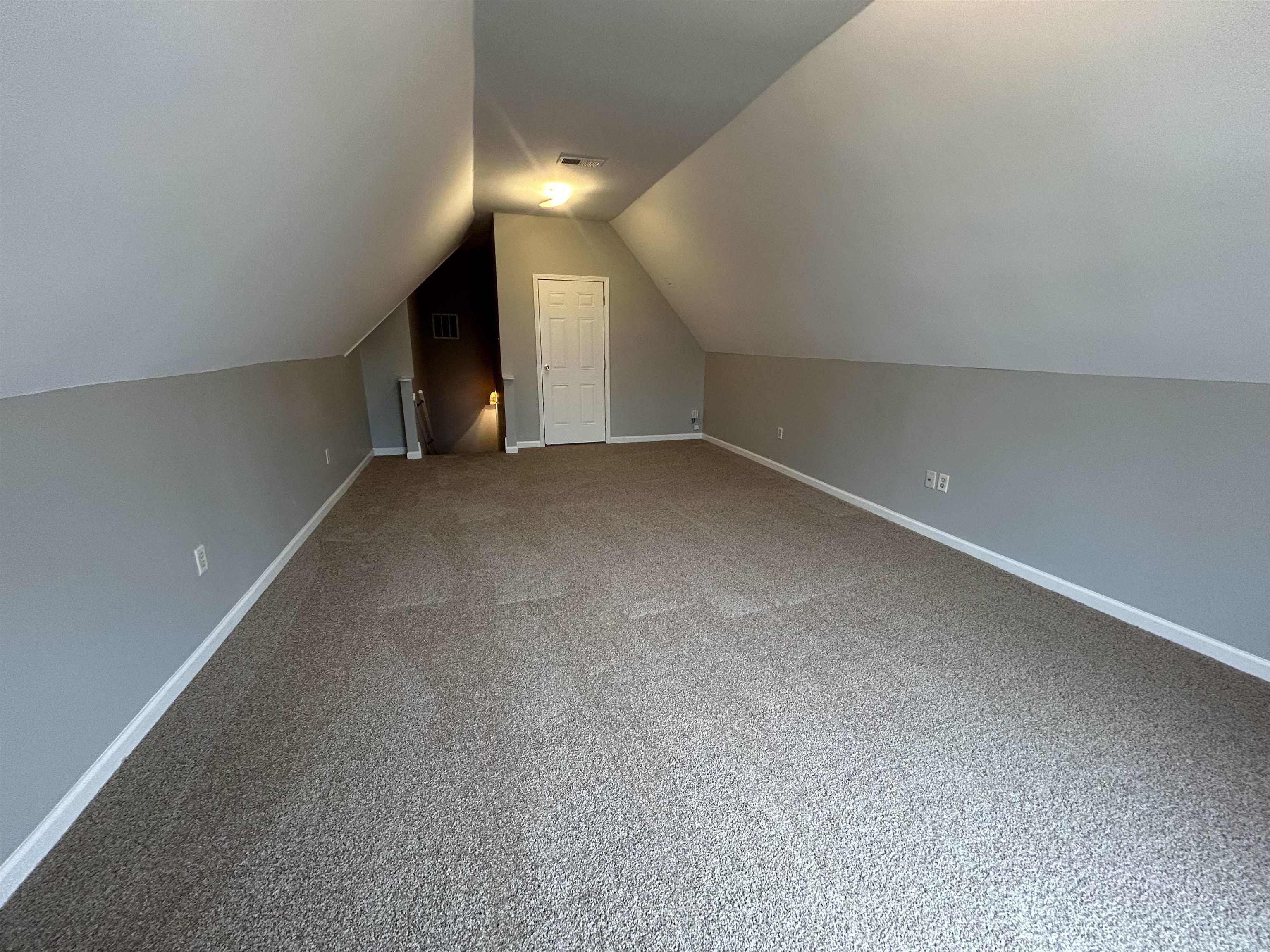 9204 Acadia Pl Property Photo 18