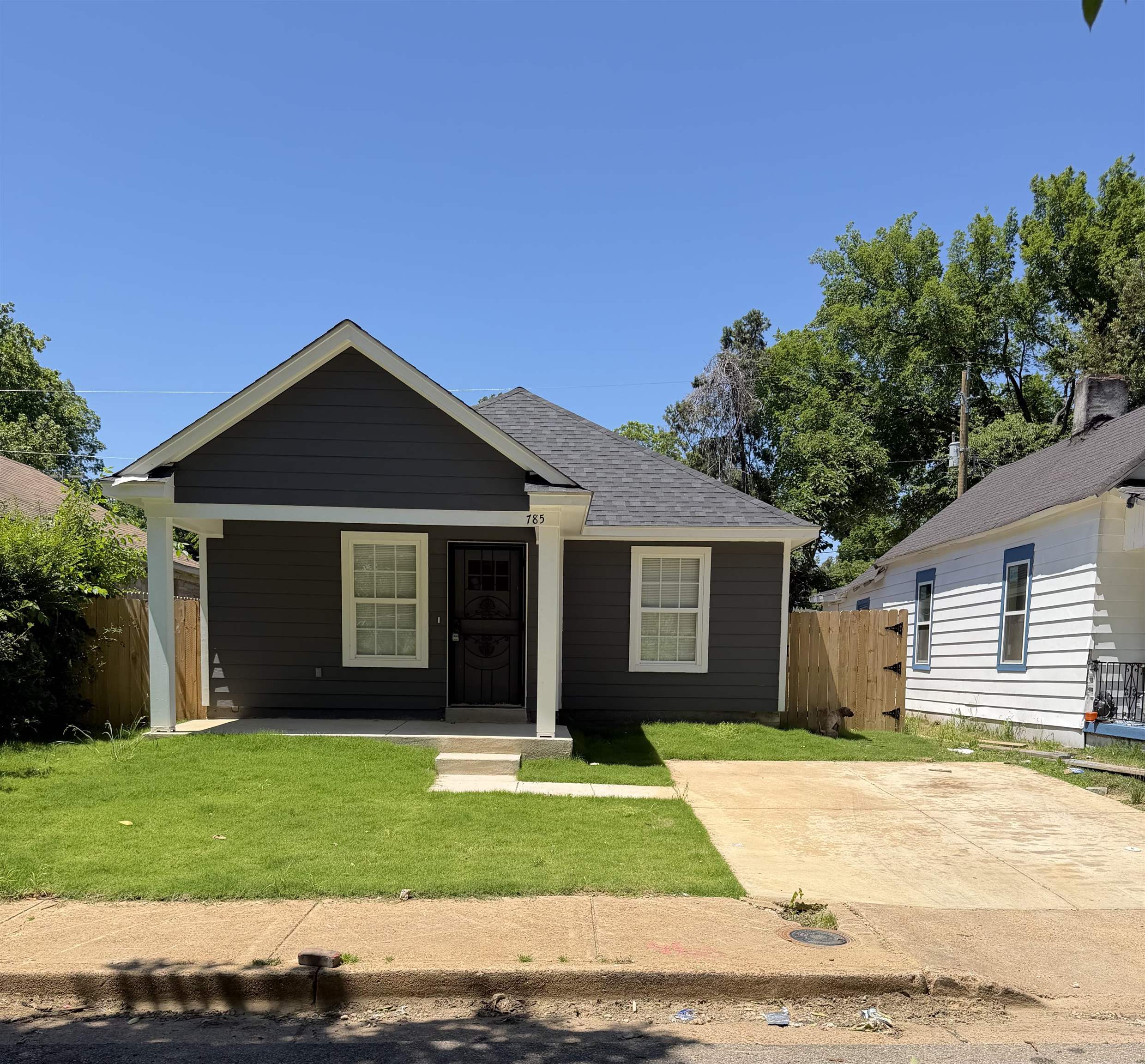 785 Marianna St Property Photo 1