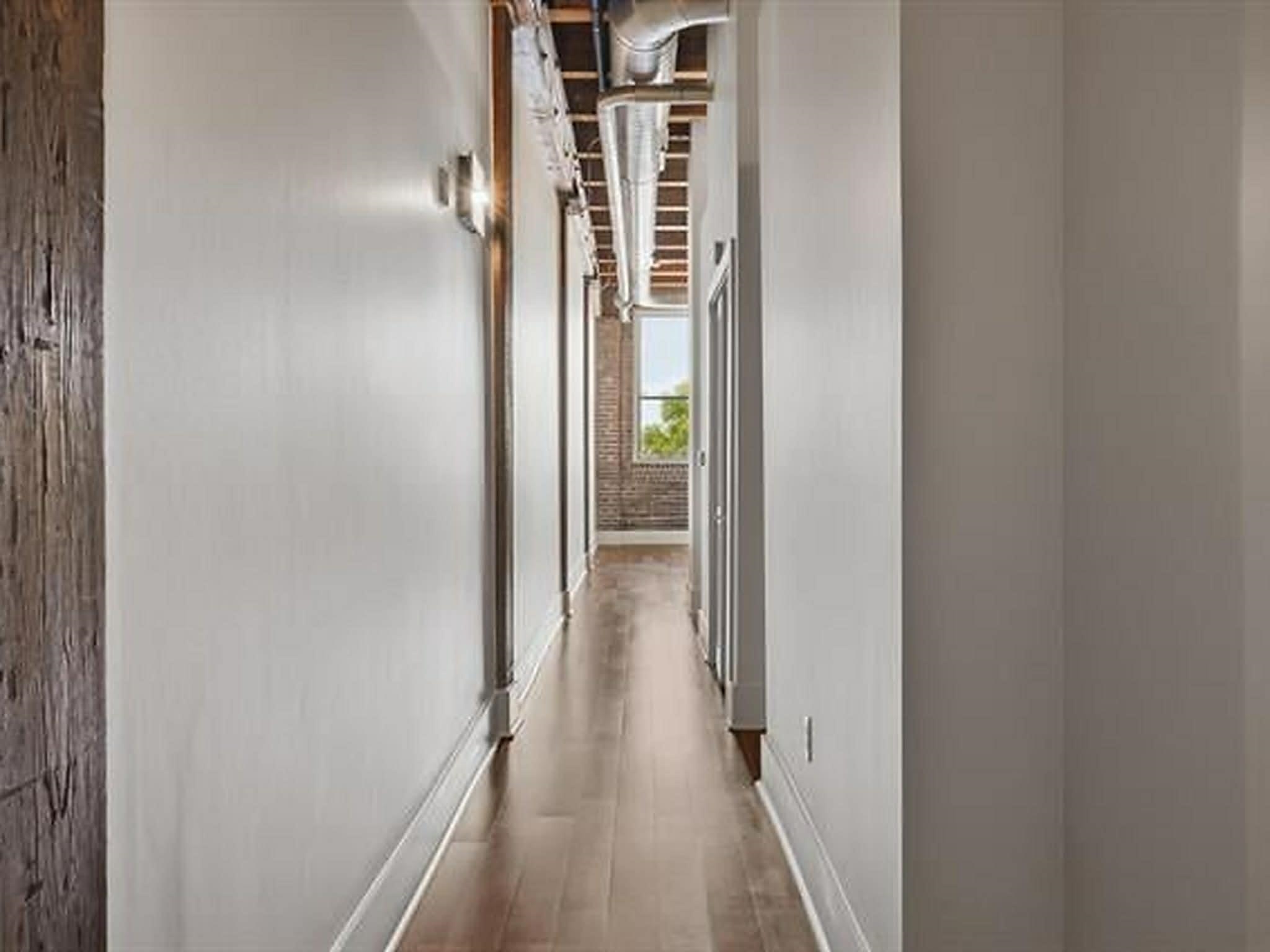 420 S Front St 405 Property Photo 6