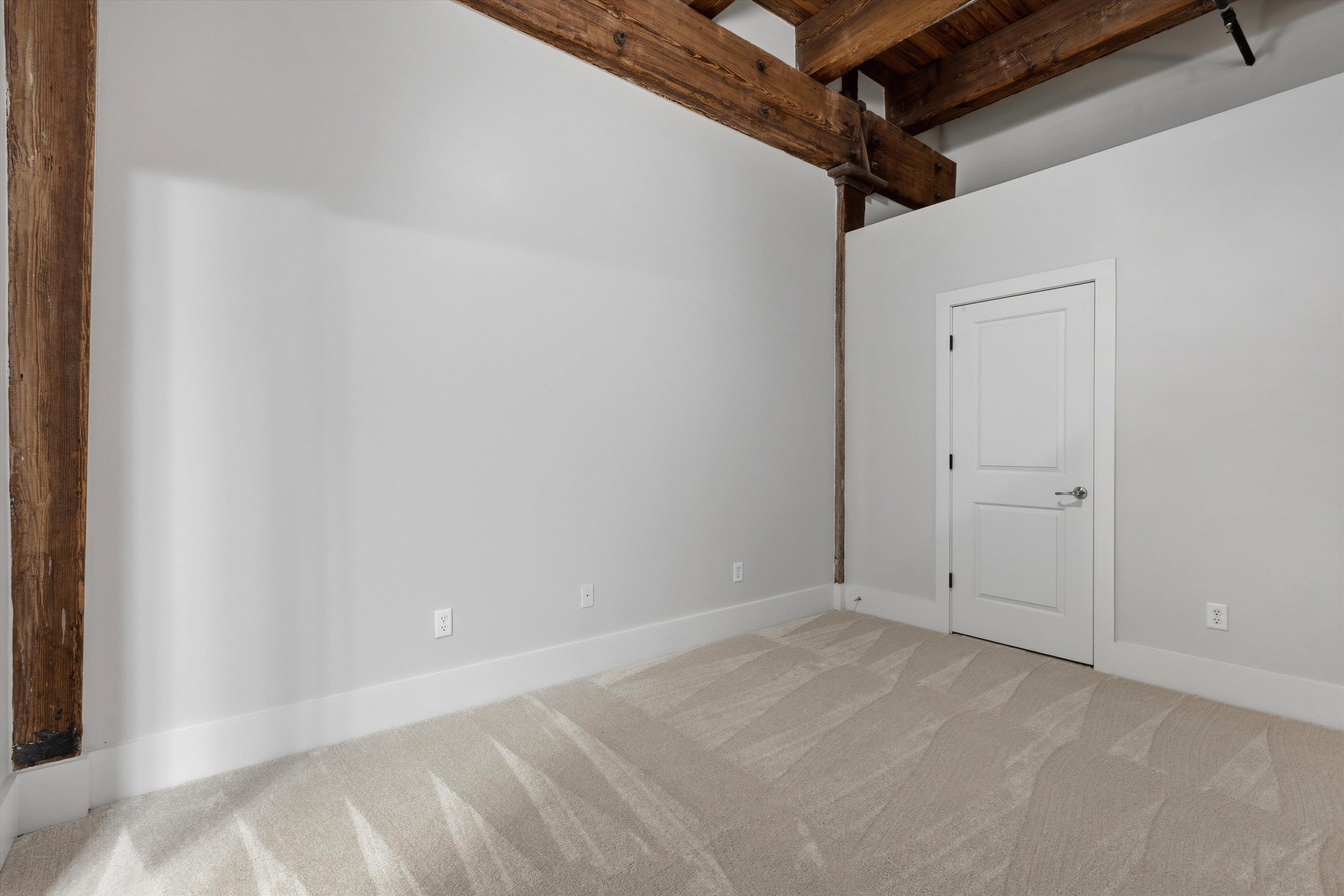 420 S Front St 405 Property Photo 17