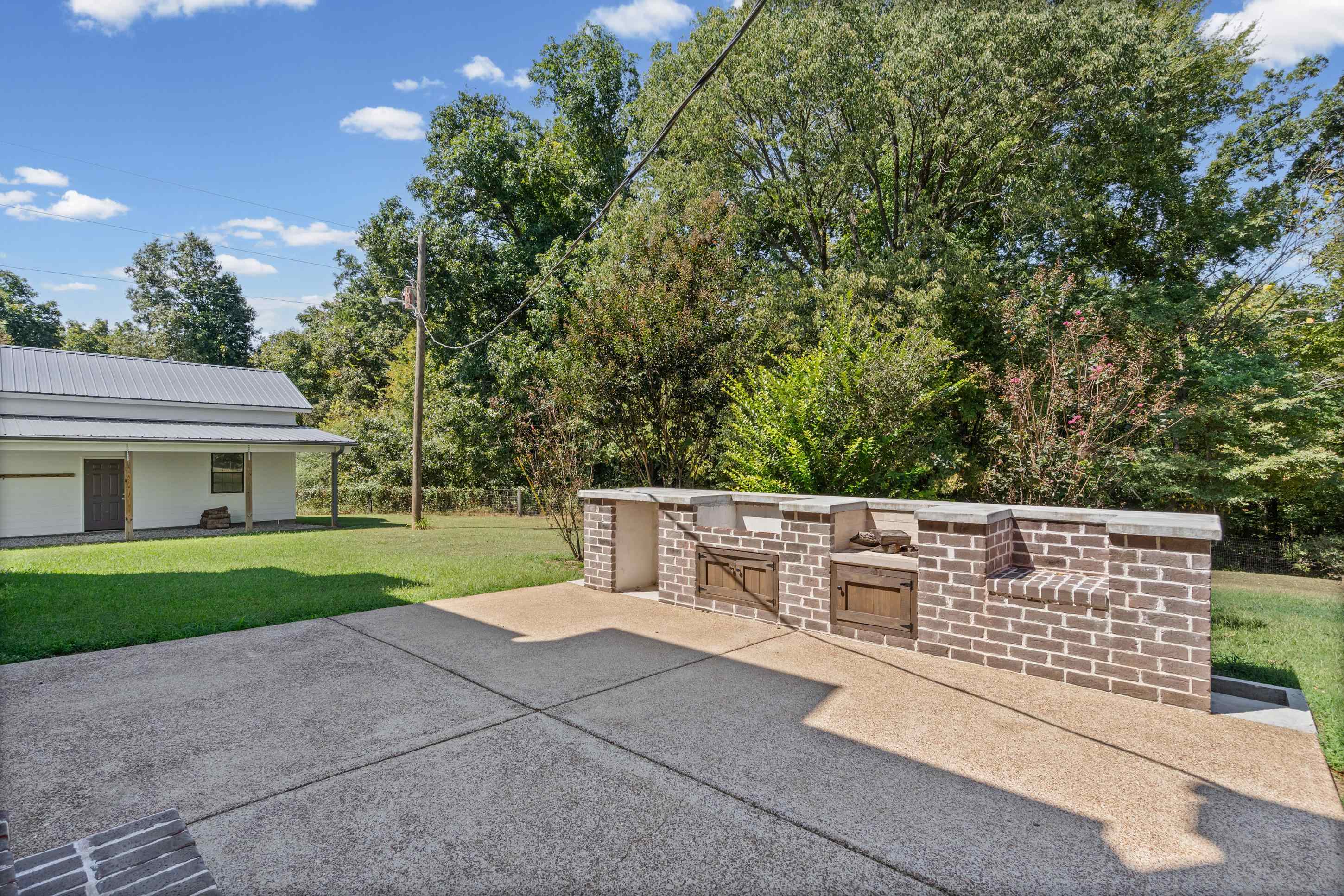 620 Diffee Rd Property Photo 22