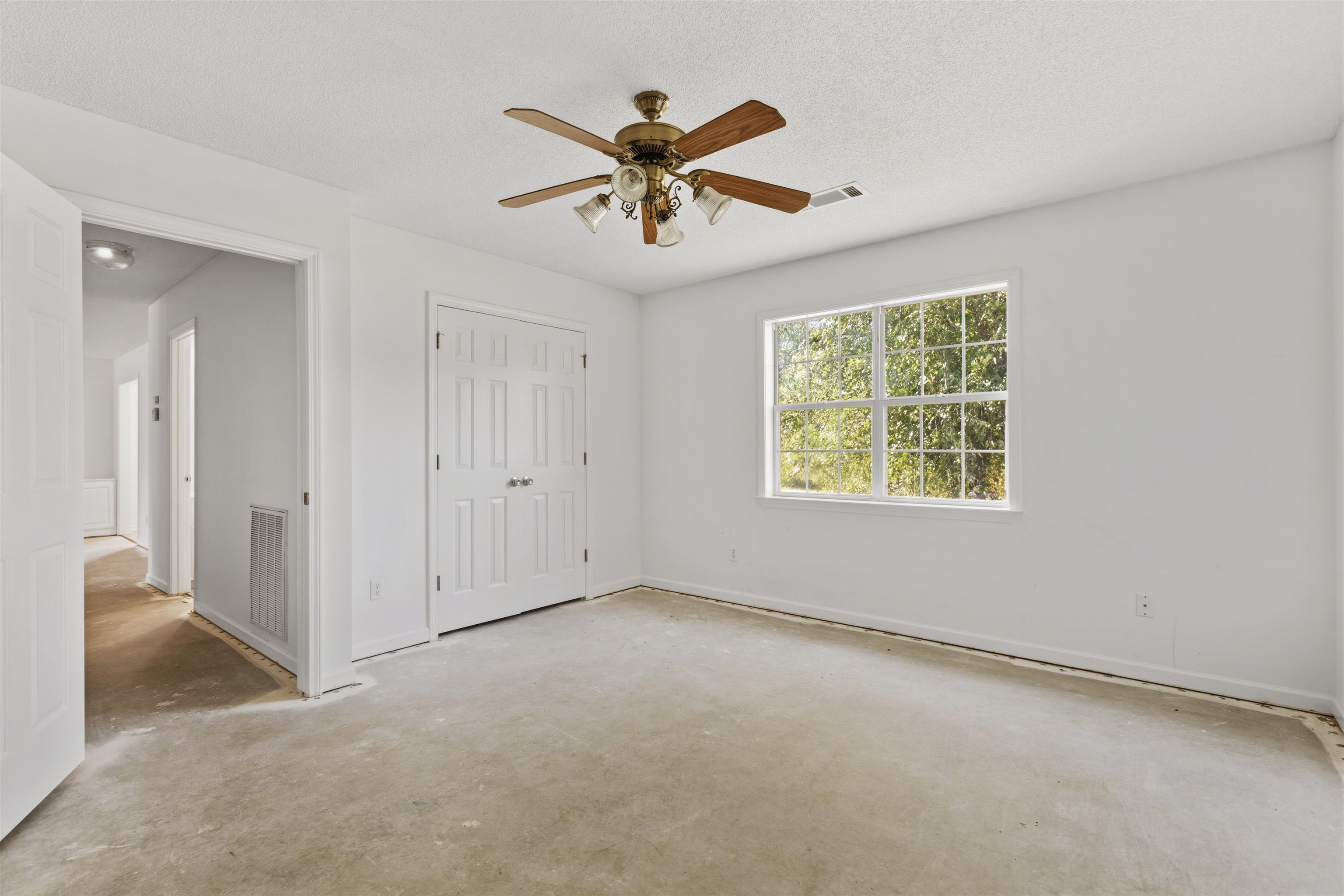 653 West Dr Property Photo 10
