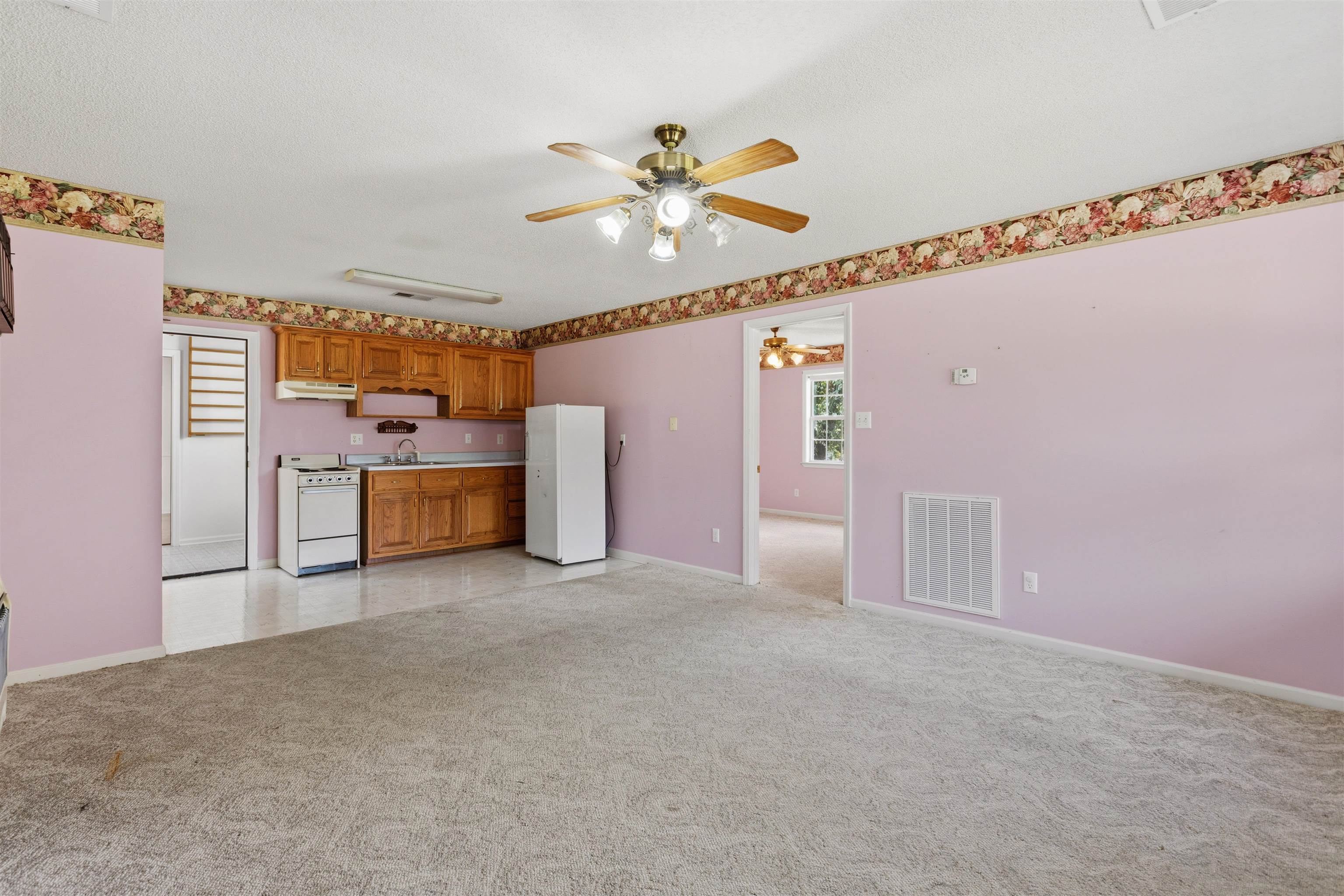 653 West Dr Property Photo 12