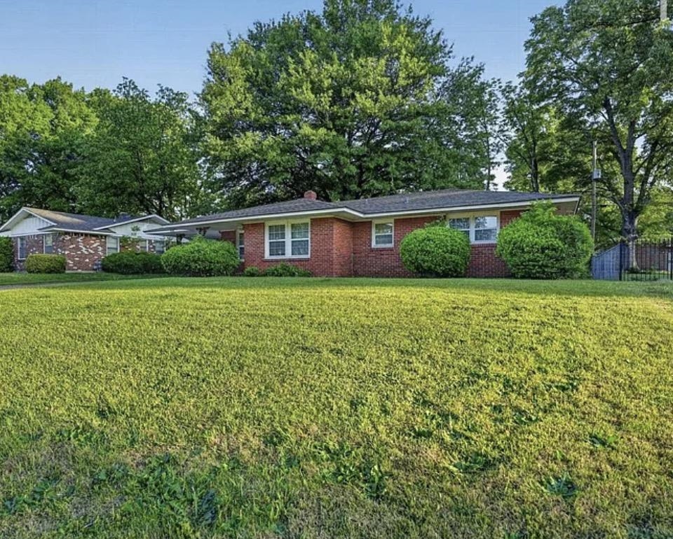 1510 Bonnie Dr Property Photo 3