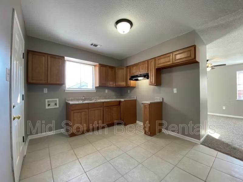2120 Bennett Ave Property Photo 3