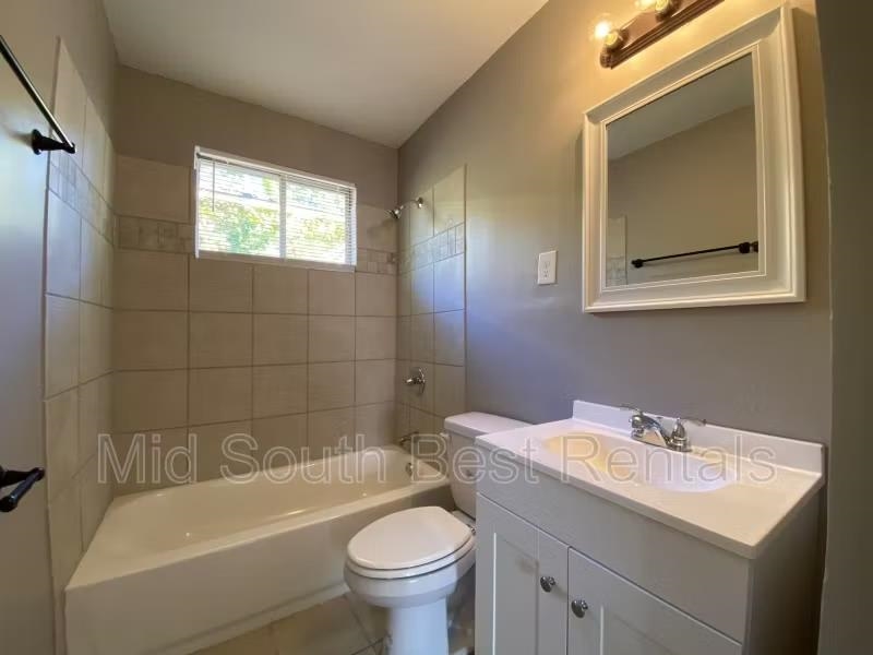 2120 Bennett Ave Property Photo 8