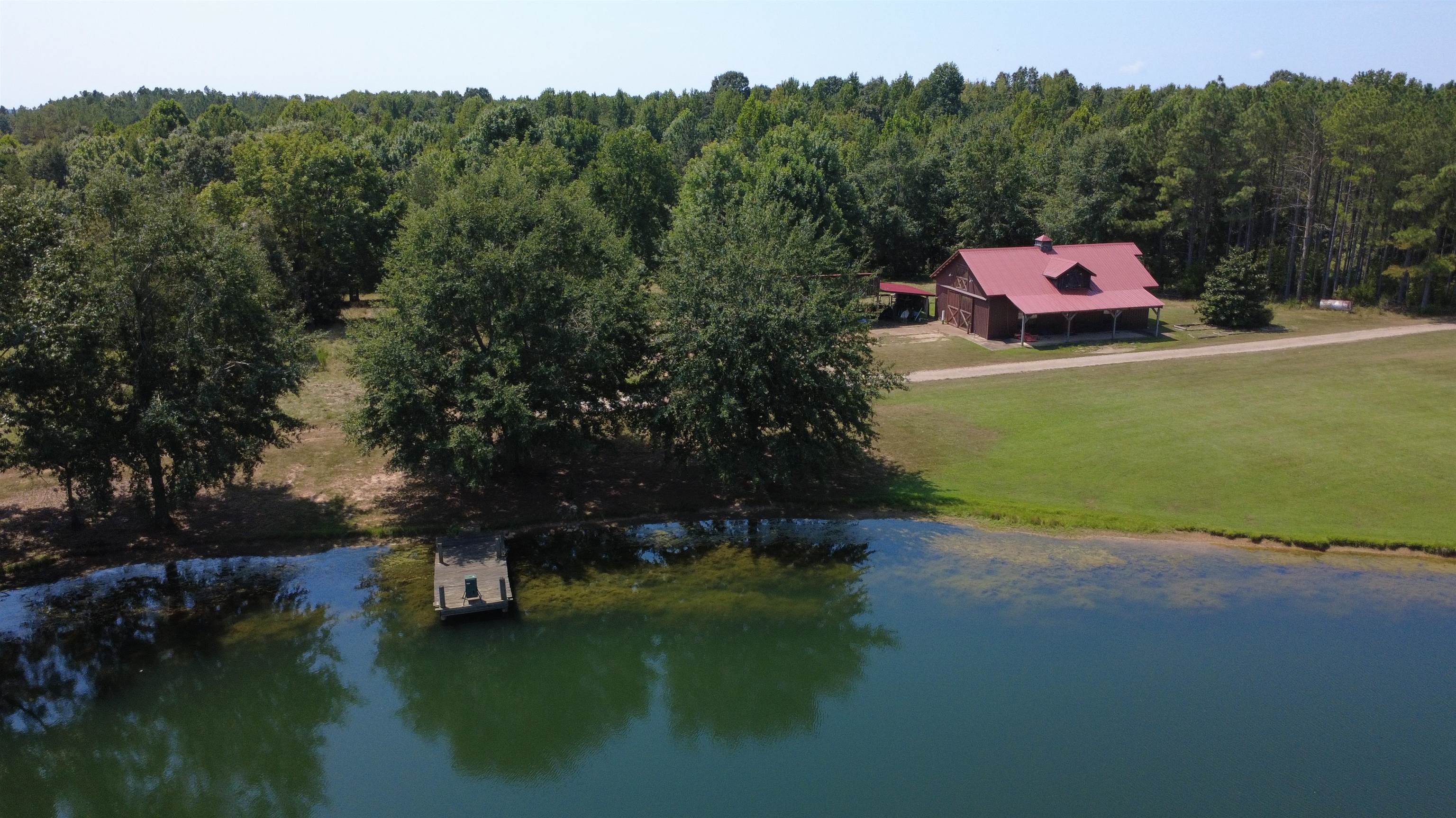 2415 Winwood Farms Loop Property Photo 2