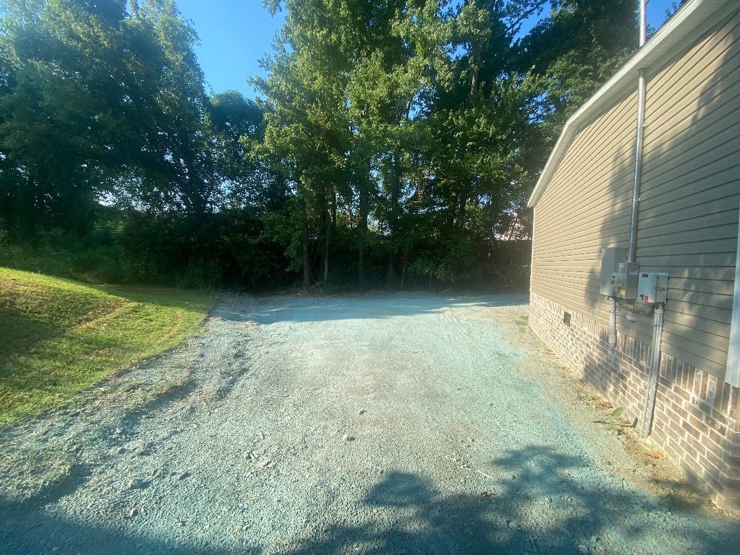 106 Simmons Rd Property Photo 24
