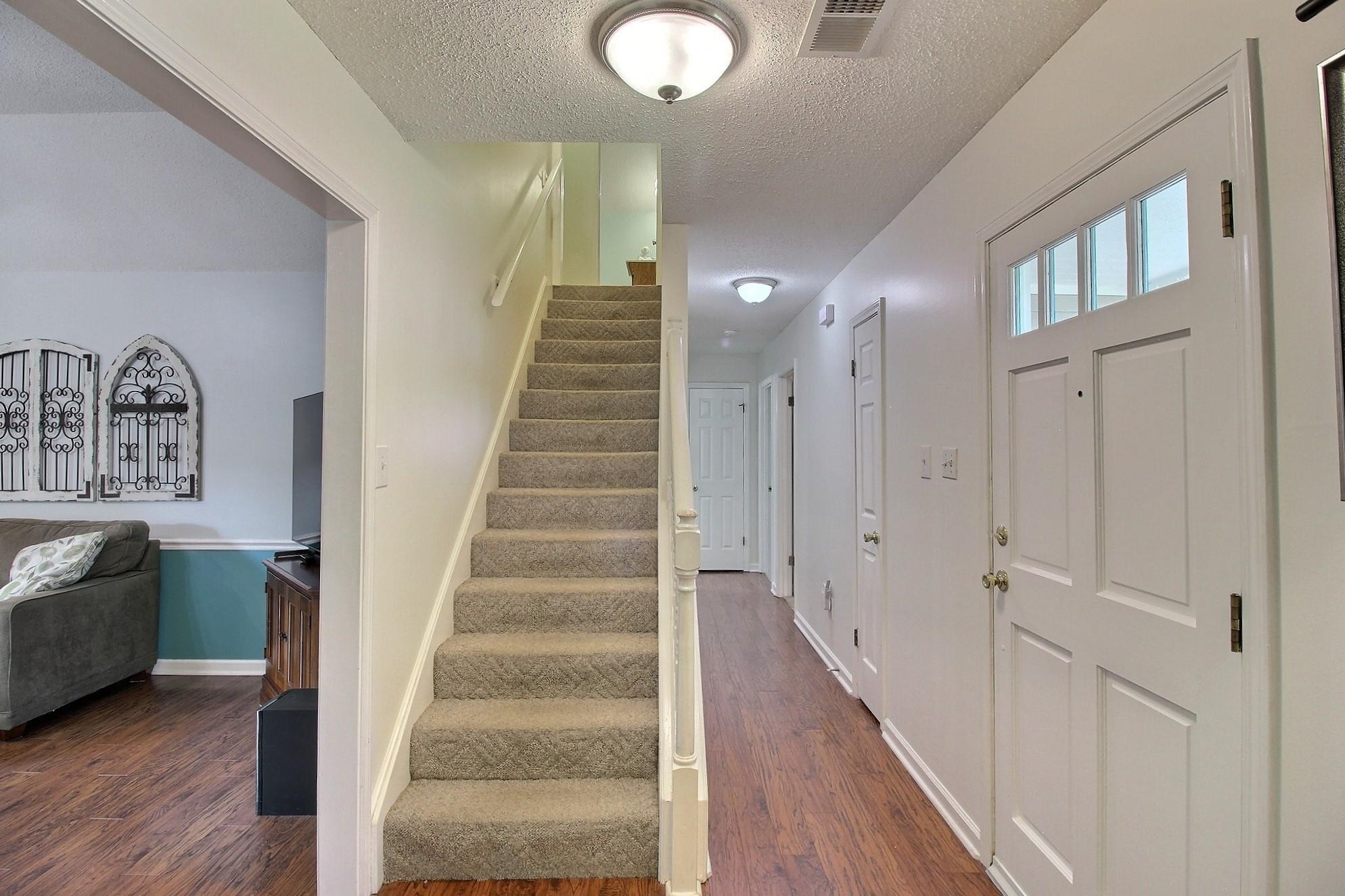 273 Staircase Dr Property Photo 23