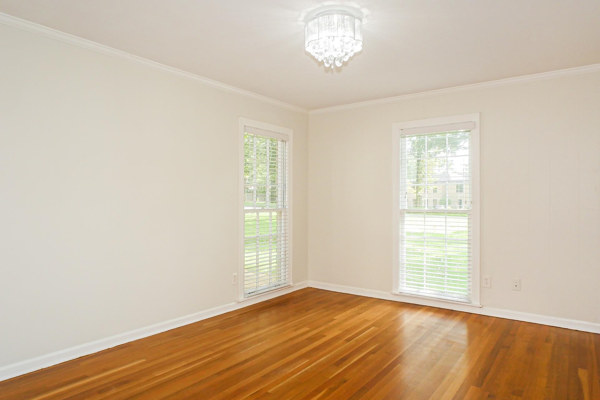 2415 Kirby Rd Property Photo 3