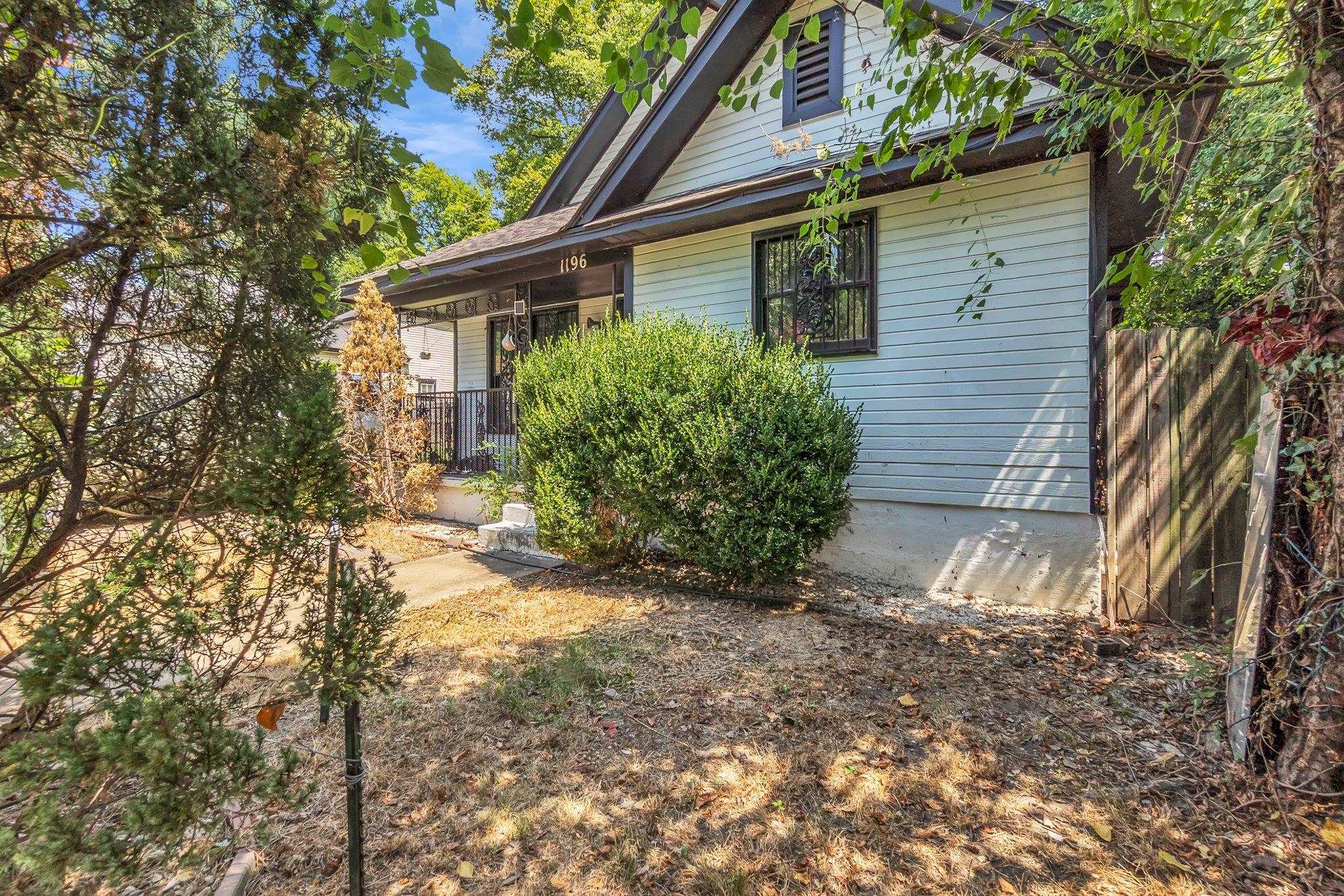 1196 Willie Mitchell Blvd Property Photo 2