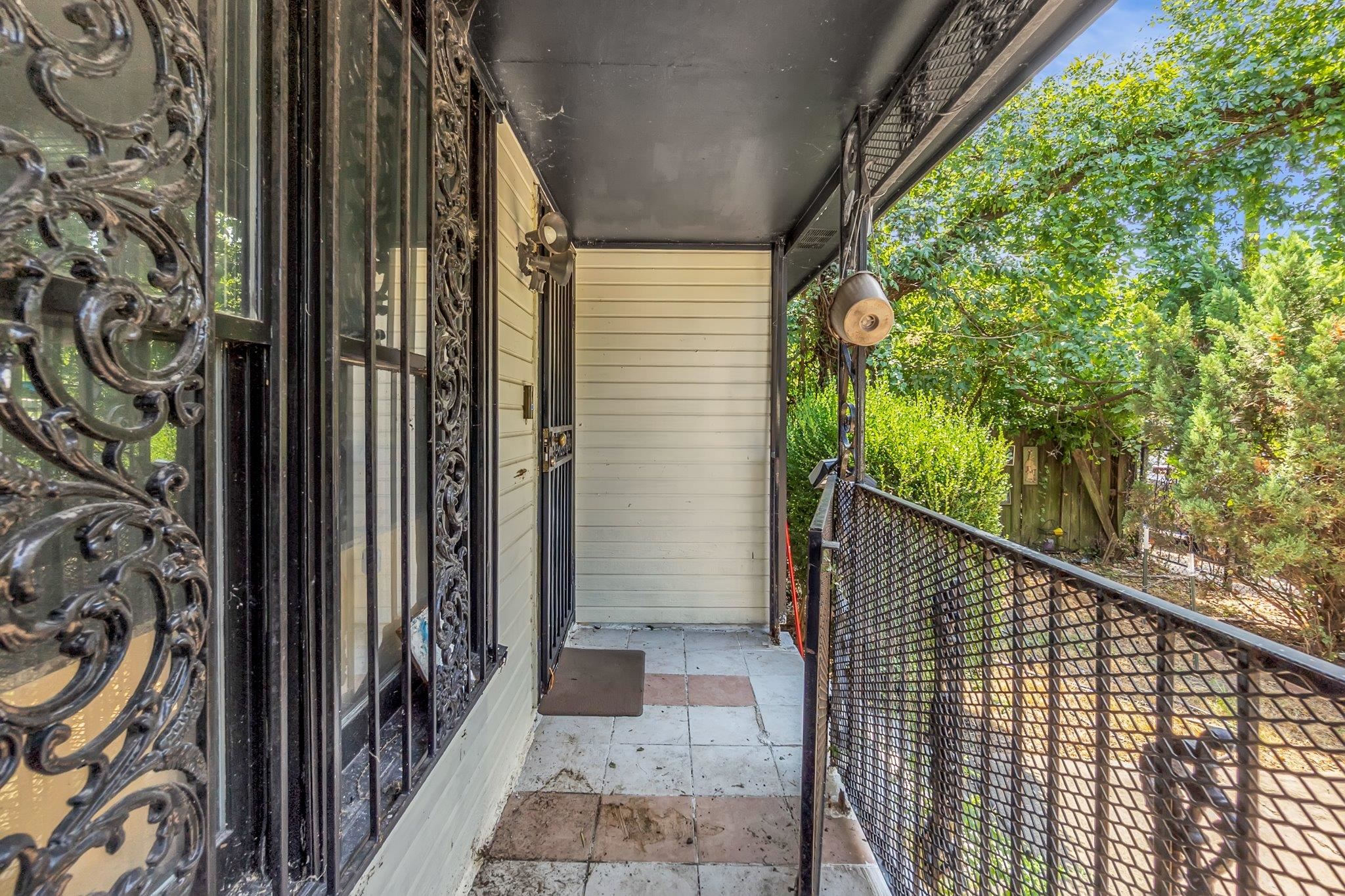 1196 Willie Mitchell Blvd Property Photo 3