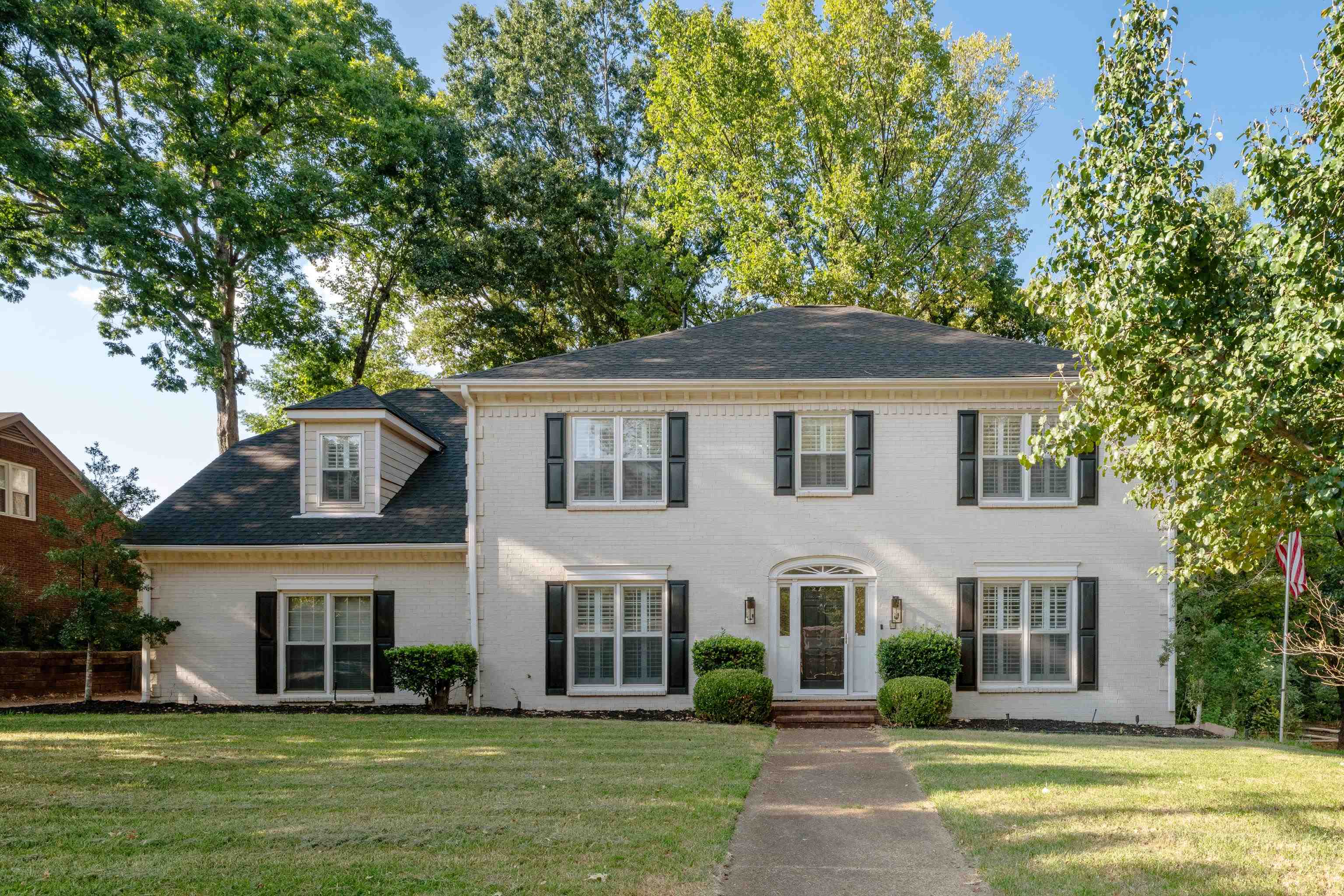 8222 Dogwood Rd Property Photo 1