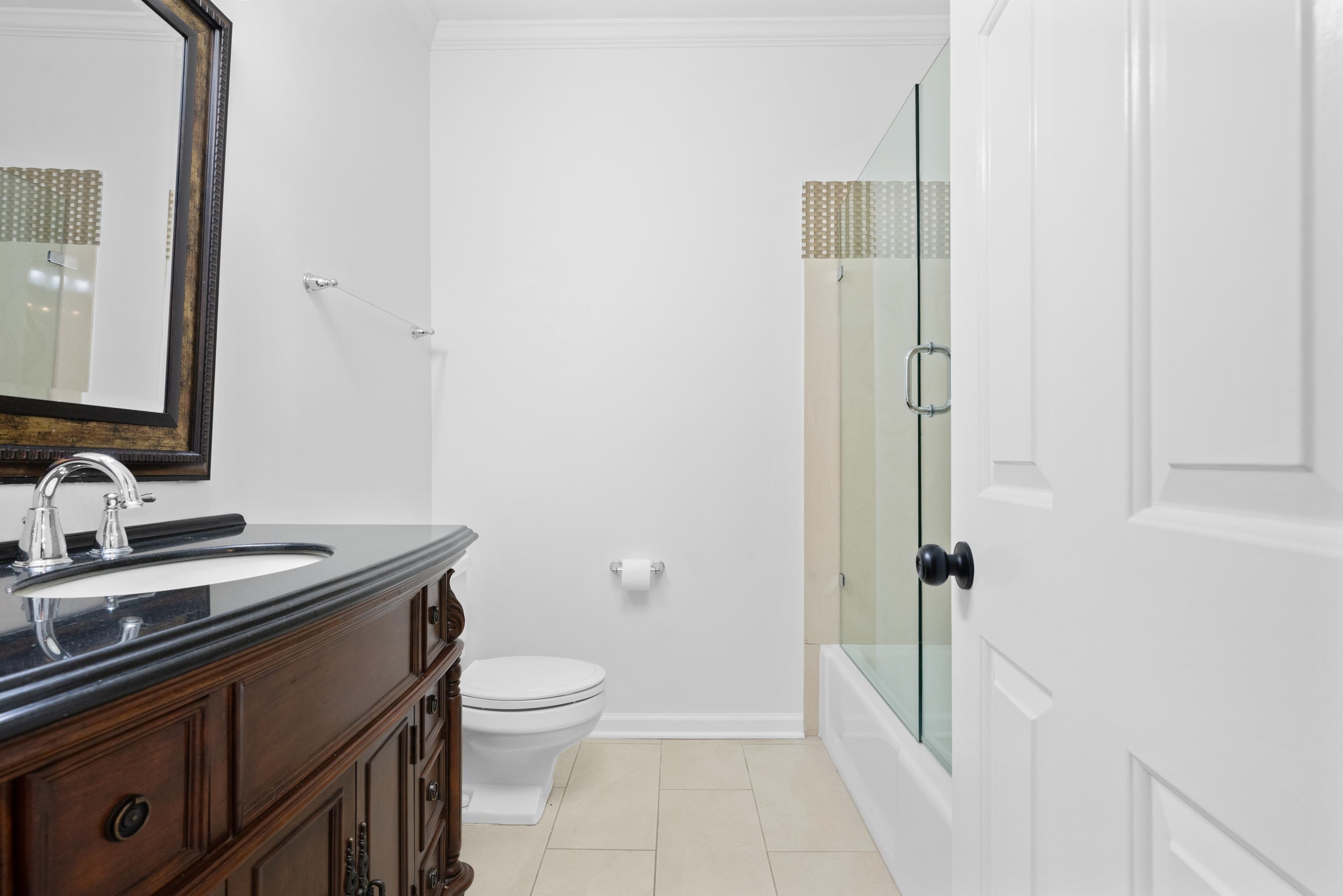8222 Dogwood Rd Property Photo 15