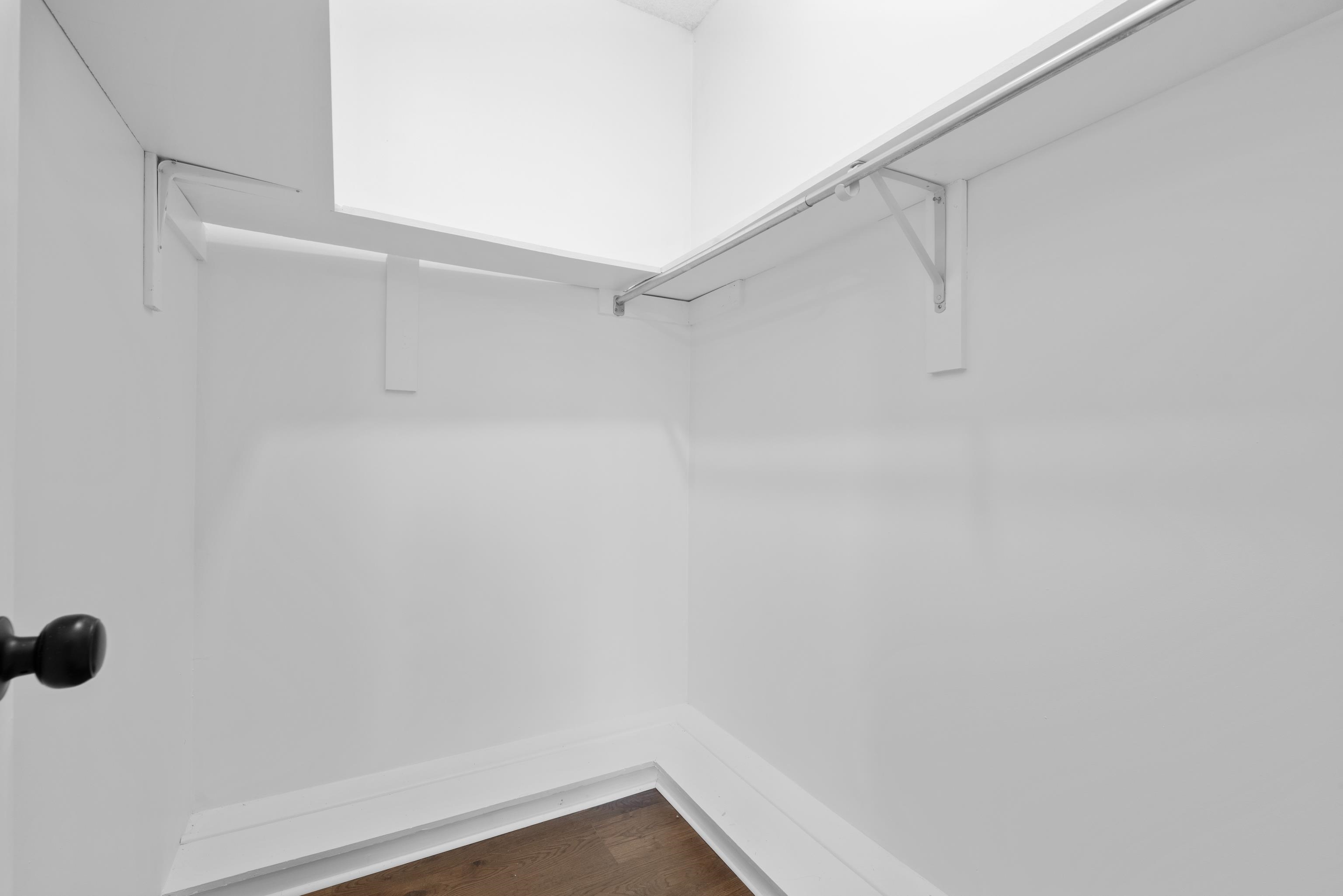 8222 Dogwood Rd Property Photo 16