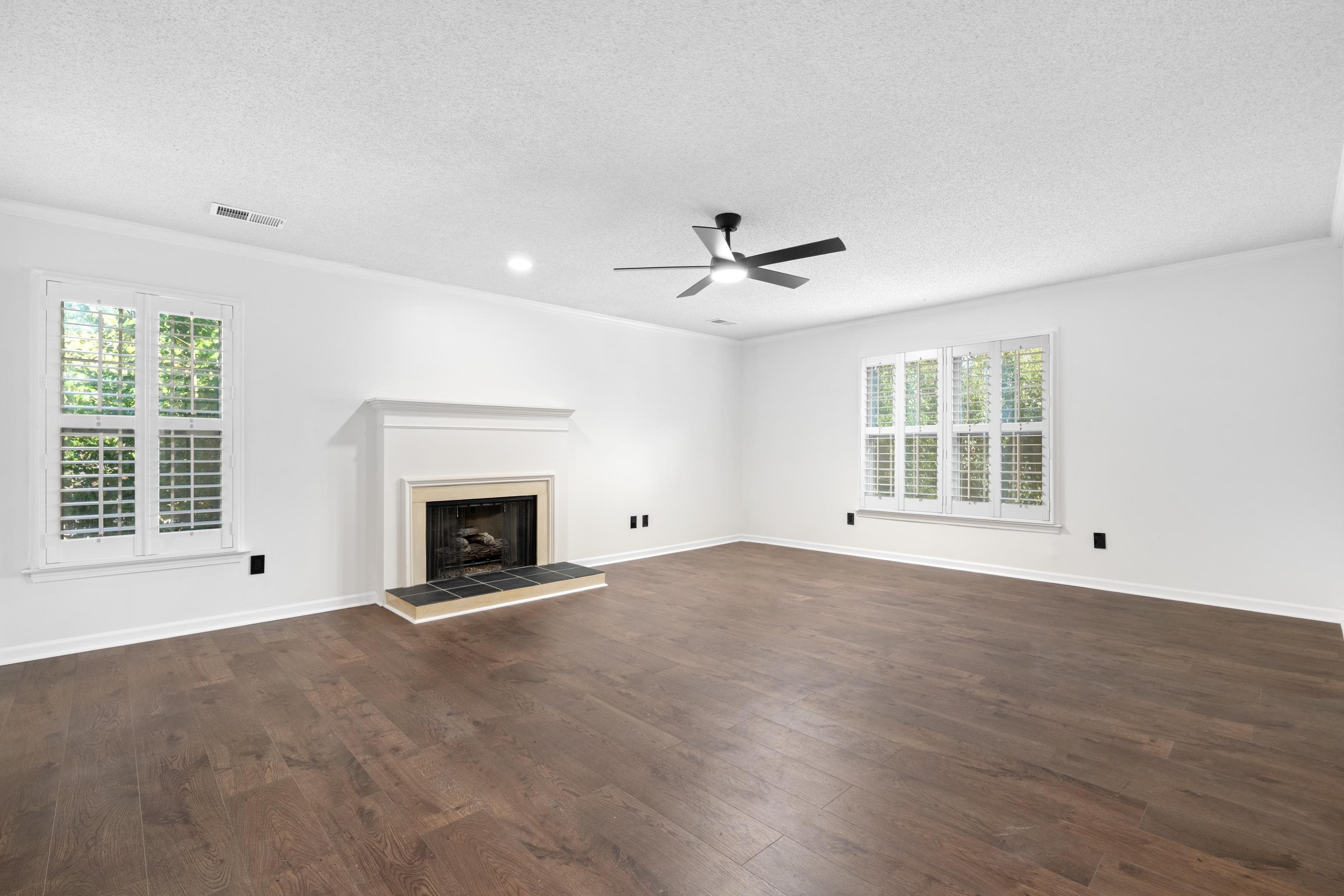 8222 Dogwood Rd Property Photo 19