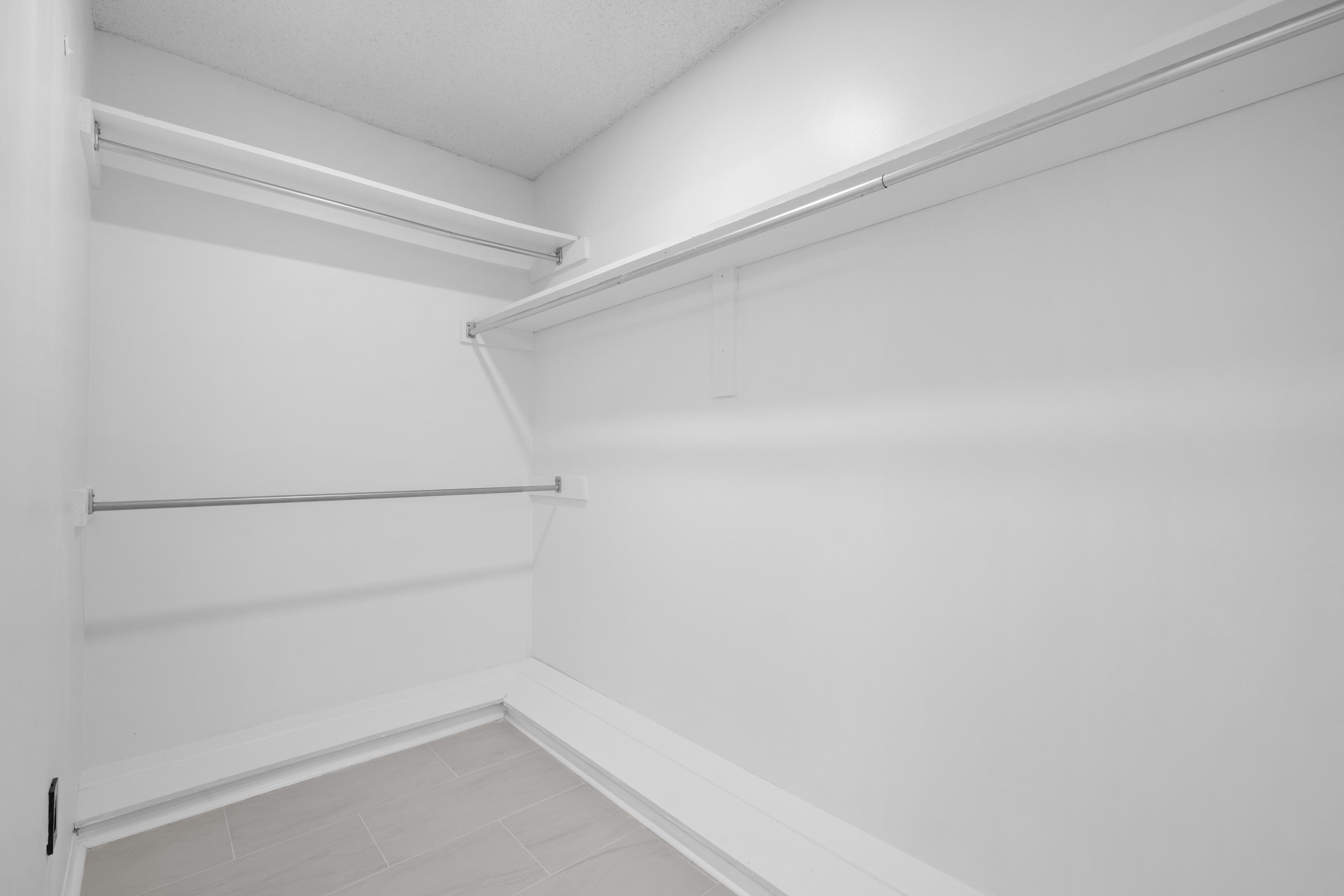 8222 Dogwood Rd Property Photo 21